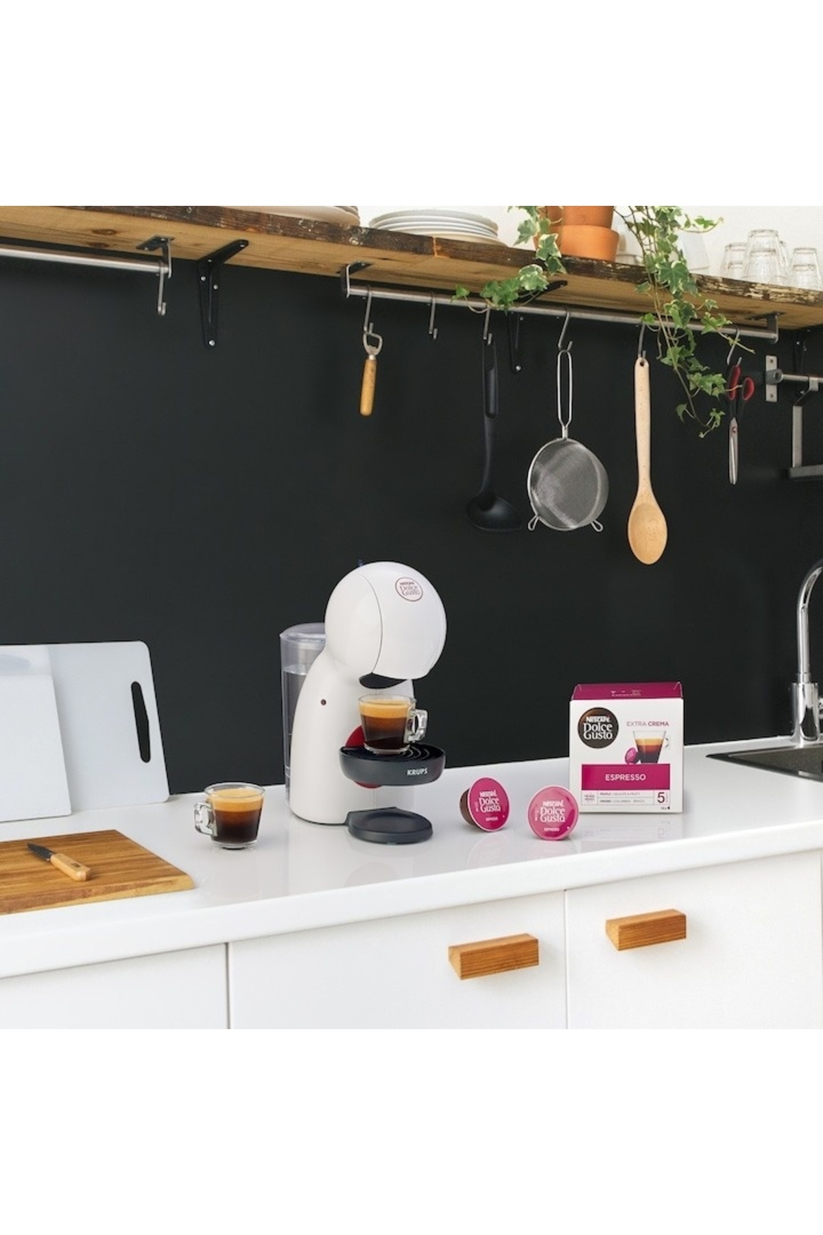 Krups Kávovar na kapsuly Nescafé® Dolce Gusto® Piccolo Xs KP1A3110, 15 barov, biely a červený