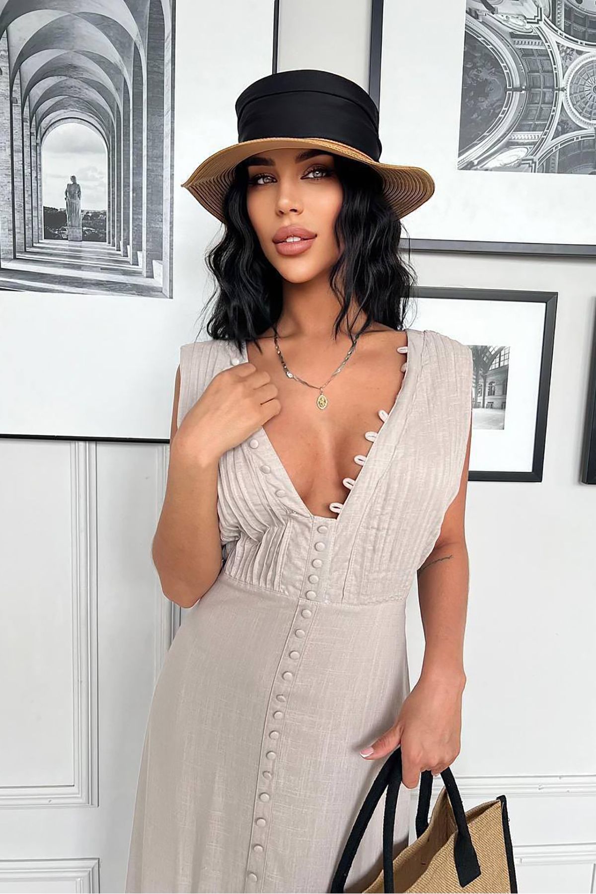 Neşeli Butik kadın düğme detaylı kolsuz tasarım elbise NBEMP2774