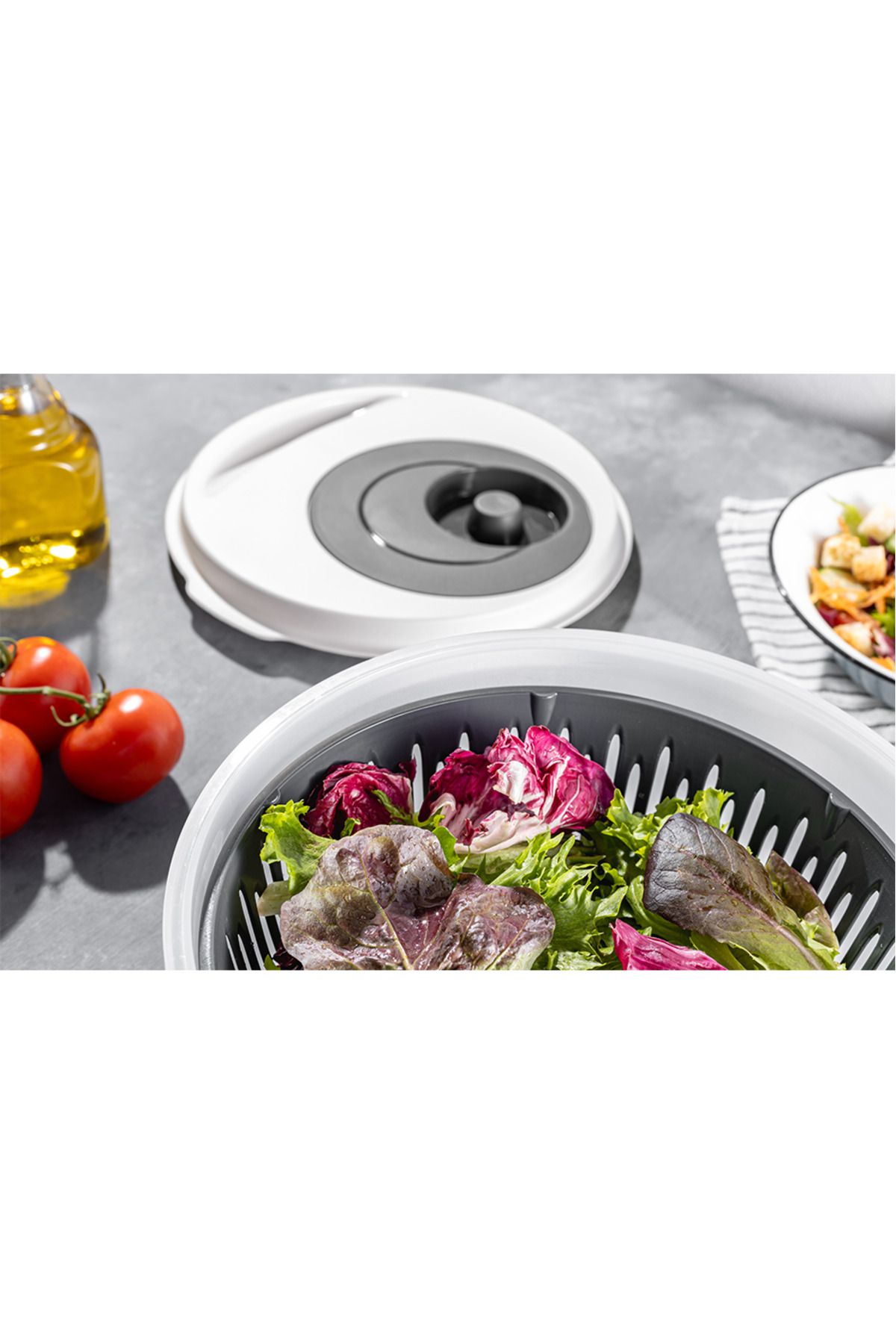 Mutfak Köşesi-Circle Salad Dryer 4.5 Lt – Vegetable Drying Container with Ergonomic Handle and Large Chamber Anthracite 4