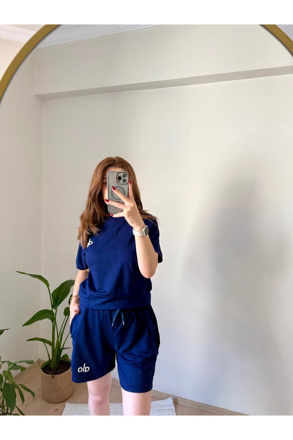 MODA Kadın Lacivert Şortlu Spor Takım - Yazlık Oversize Tişört & Cepli Şort