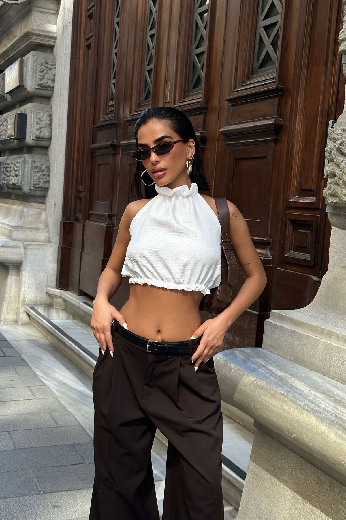 ecemore Sırt Dekolteli Keten Look Crop Bluz