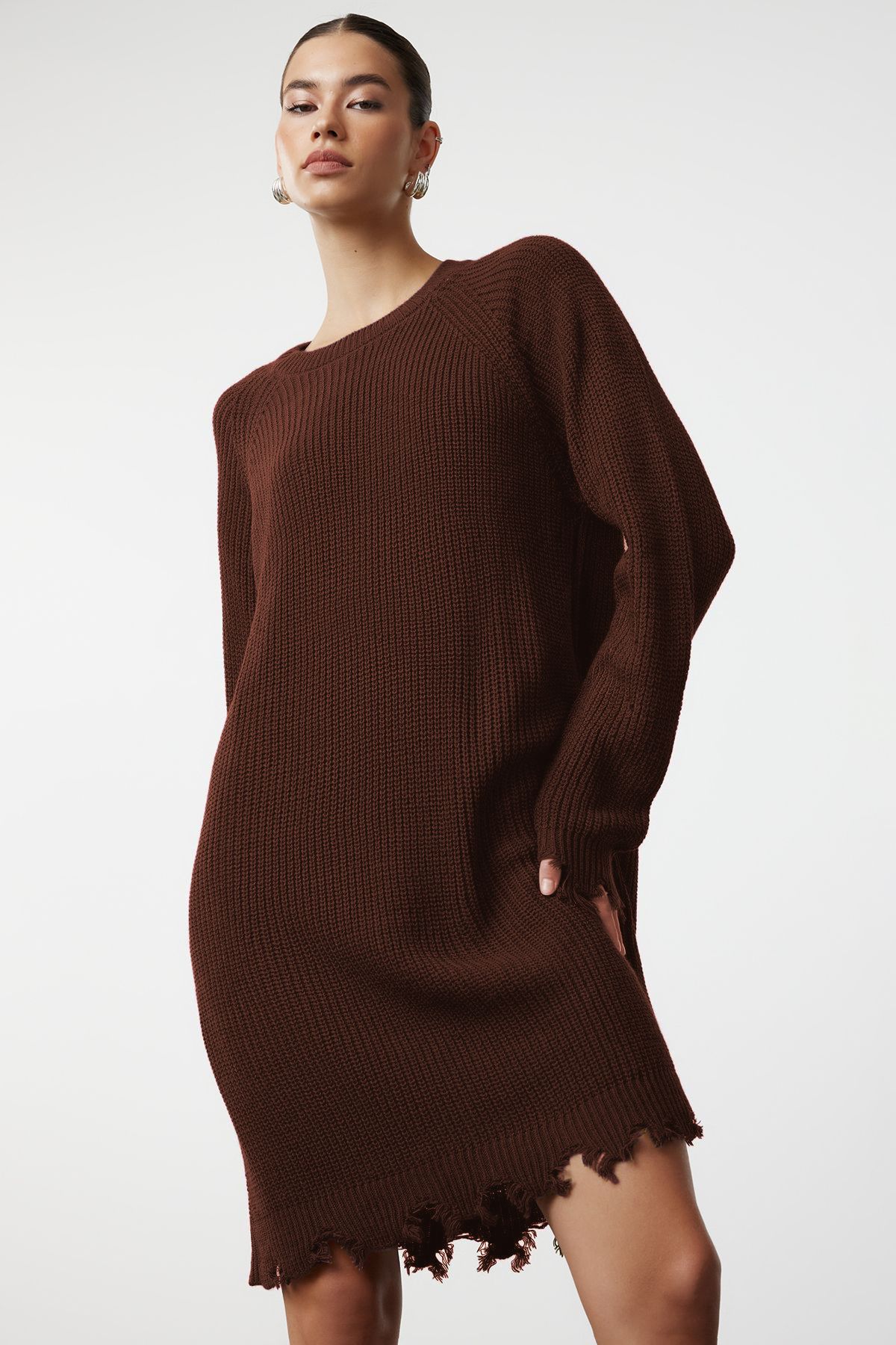 Trendyol Collection-Brown Short/Mini Wide Fit Flowing Detail Knitwear Dress Twoaw24El00113 1