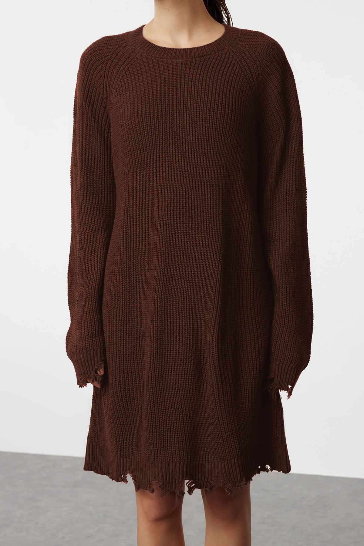 Trendyol Collection-Brown Short/Mini Wide Fit Flowing Detail Knitwear Dress Twoaw24El00113 2