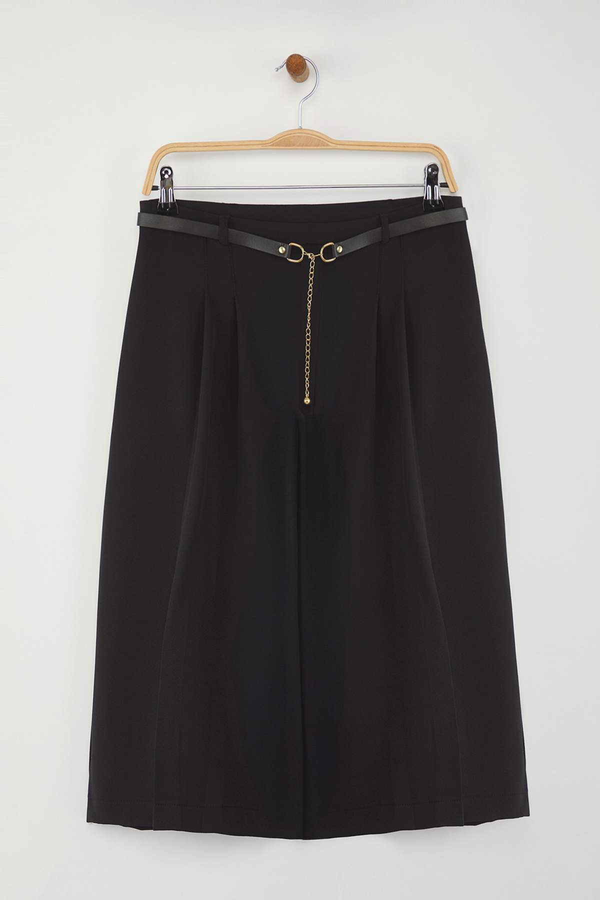 Trendyolmilla  Siyah Uzun Kemerli Şort & Bermuda TWOAW26SR00007 - Görsel 7