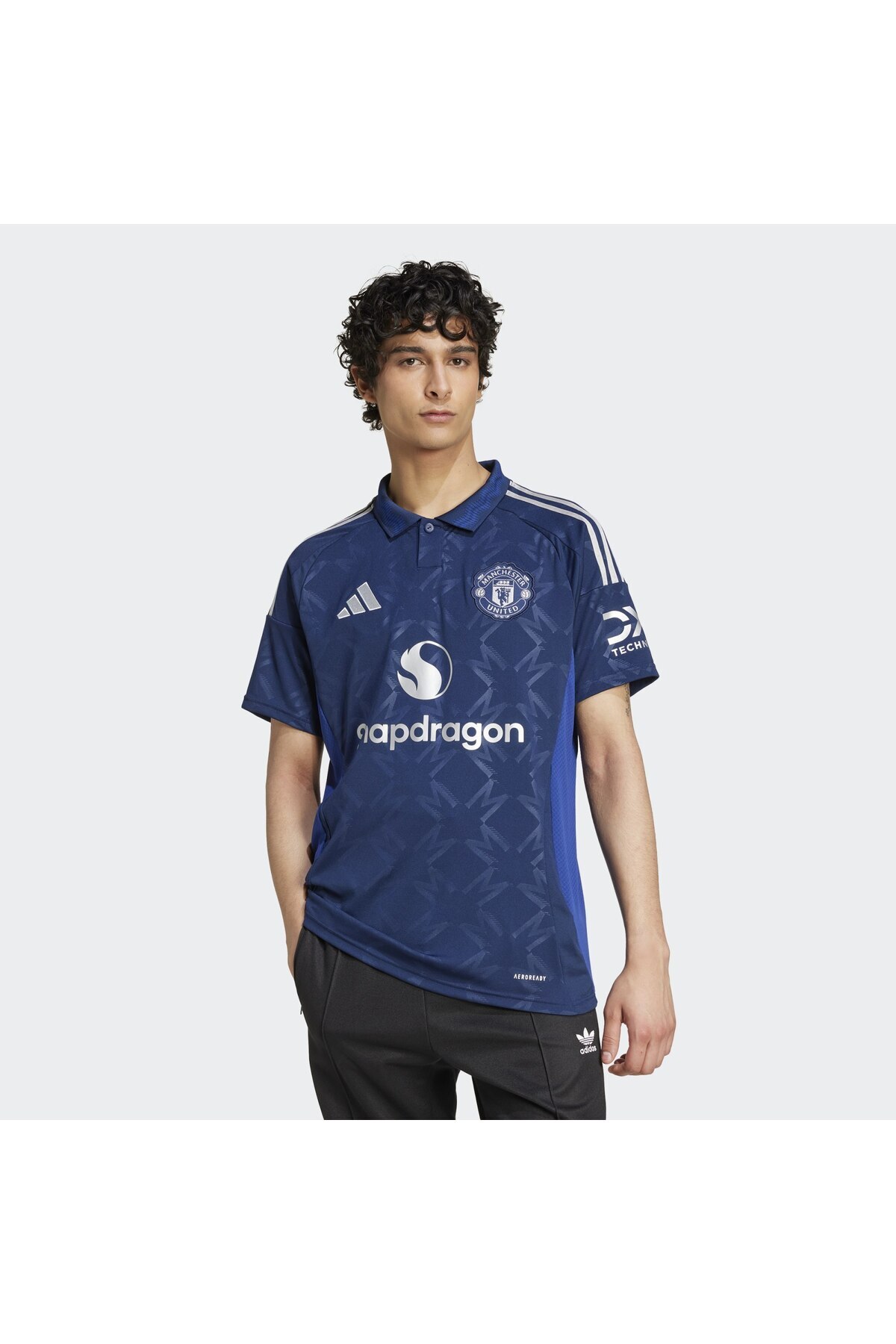 آدیداس پیراهن مردانه منچستر یونایتد برای بازی های خارج از خانه فصل 24/25