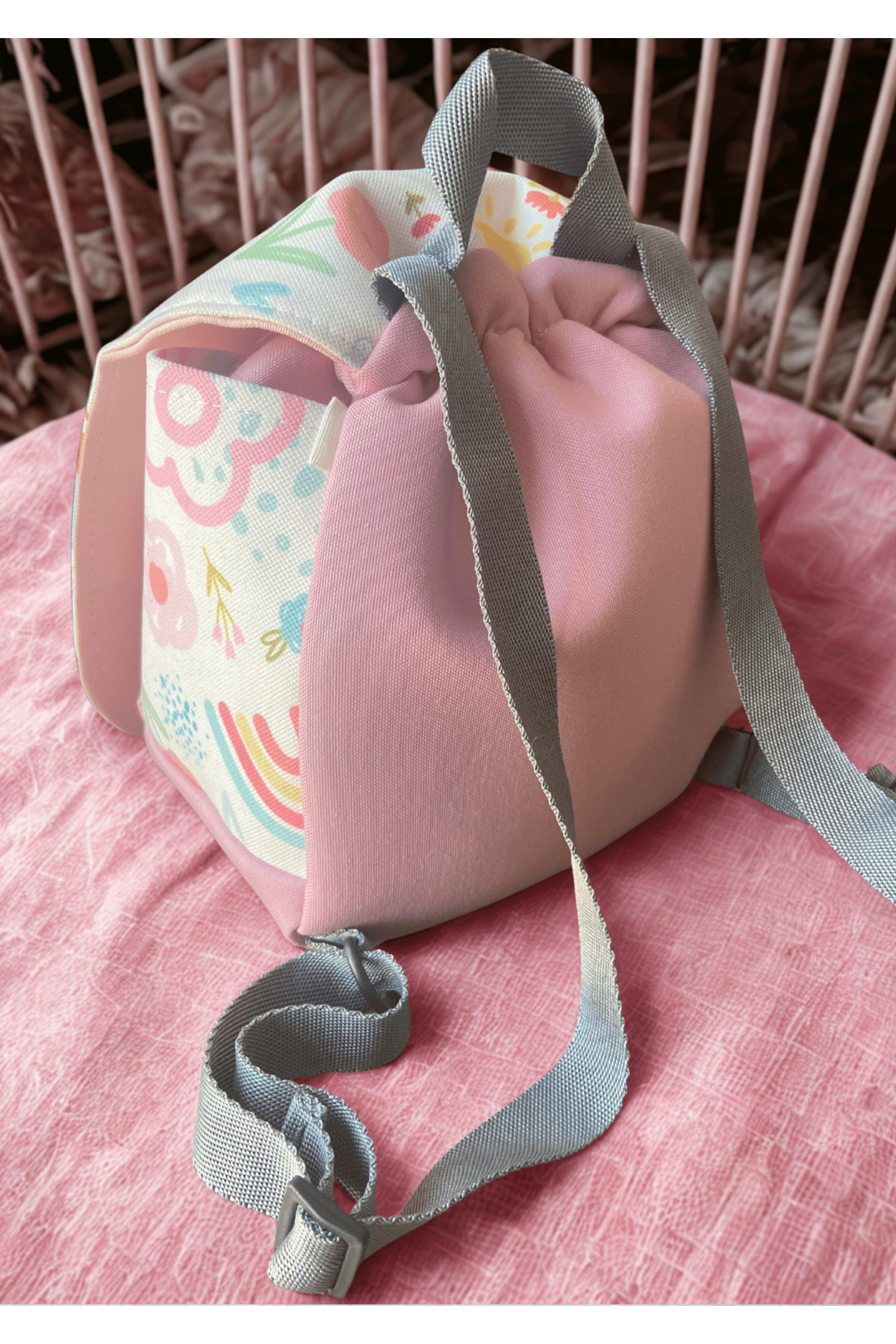 m montefair  0-7 Yaş Lavanta Çiçek Desenli 101 Çocuk Sırt Çantası 25x22x15 - Renkli Ve Fonksiyonel Tasarım - Görsel 6