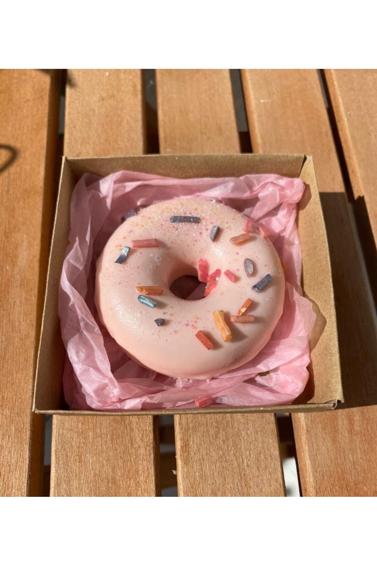 Atölye LoveBomb Çilekli Donut Vegan Hediyelik Dekoratif Sabun