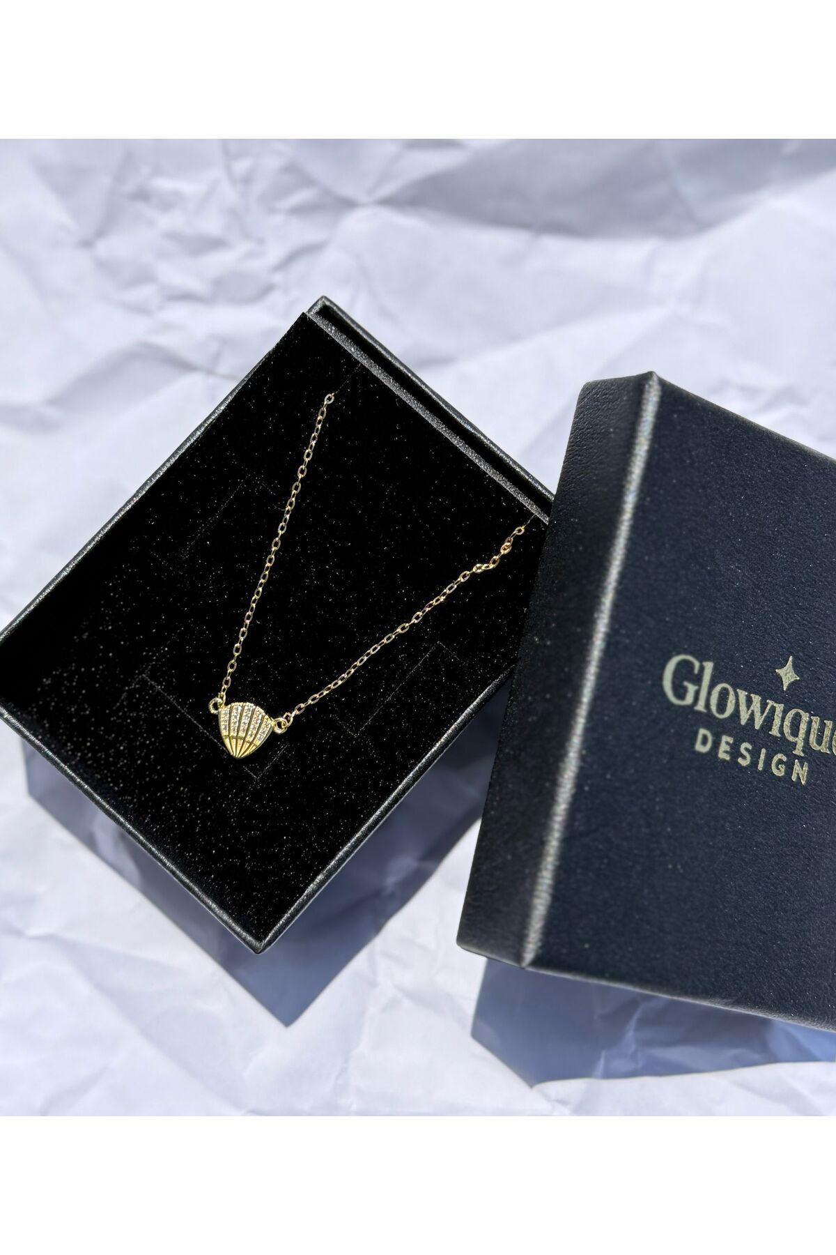 Glowique Design 925 Ayar Taşlı Gold Deniz Kabuğu Kolye