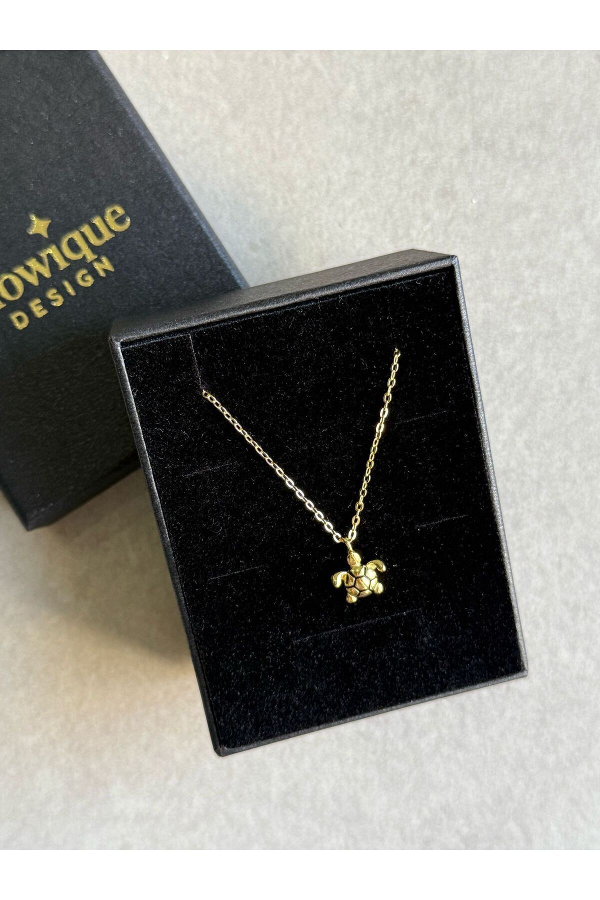 Glowique Design 925 Ayar Kaplumbağa Gold Kolye