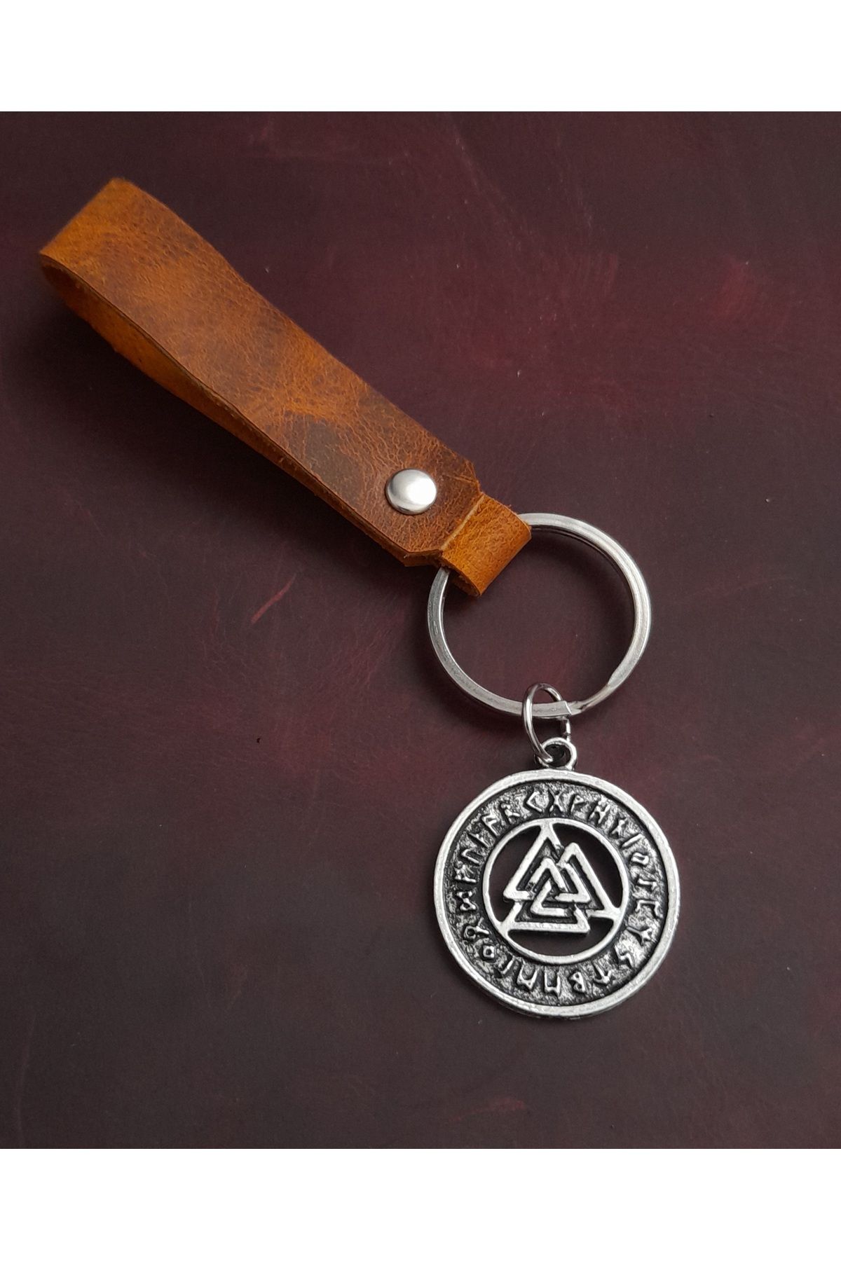 E&F Takı VALKNUT SEMBOL RENGARENK HAKİKİ DERİ ANAHTARLIK