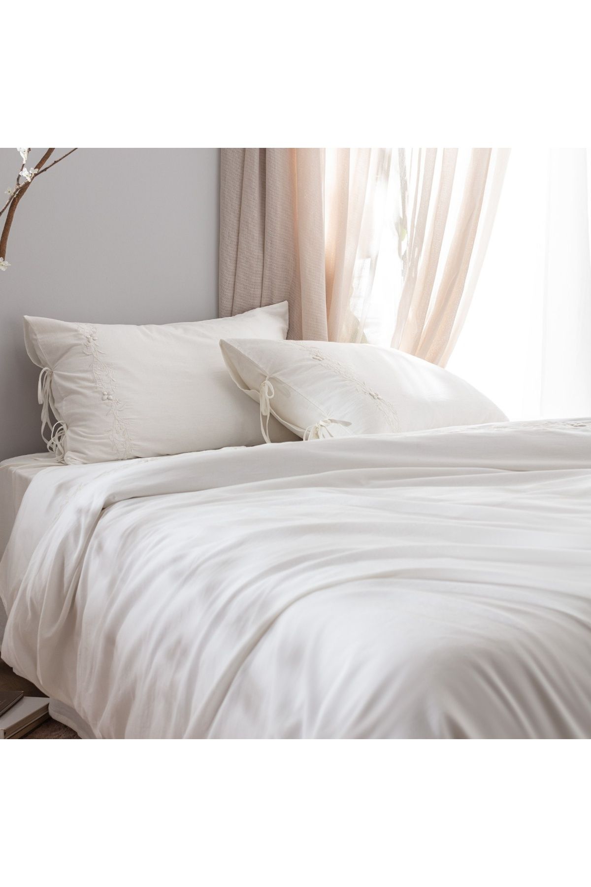 Madame Coco-Loris Doppelbett-Bettbezug-Set, 100 % Baumwolle, bestickt, Ecru 3
