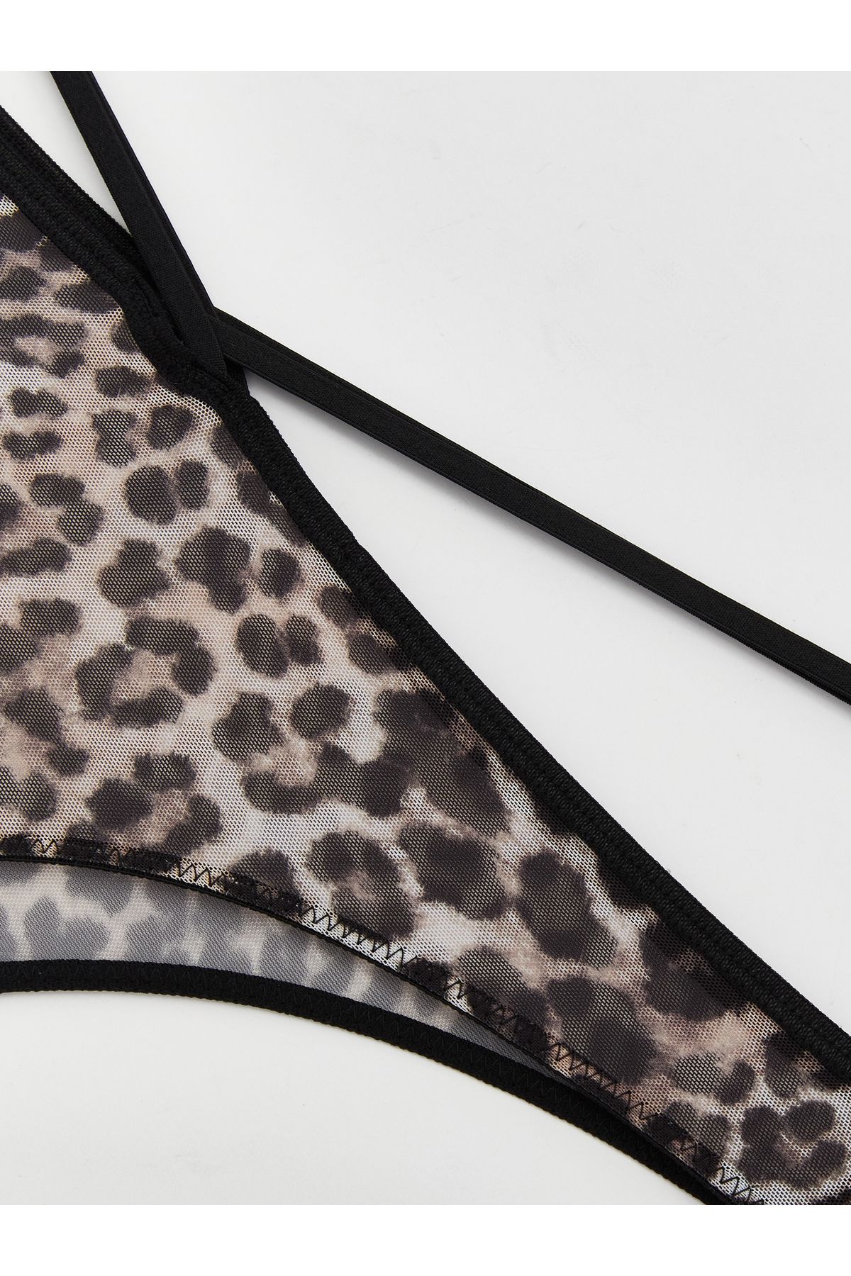 LC Waikiki-Fancy Brazilian Panties with Leopard Print 3