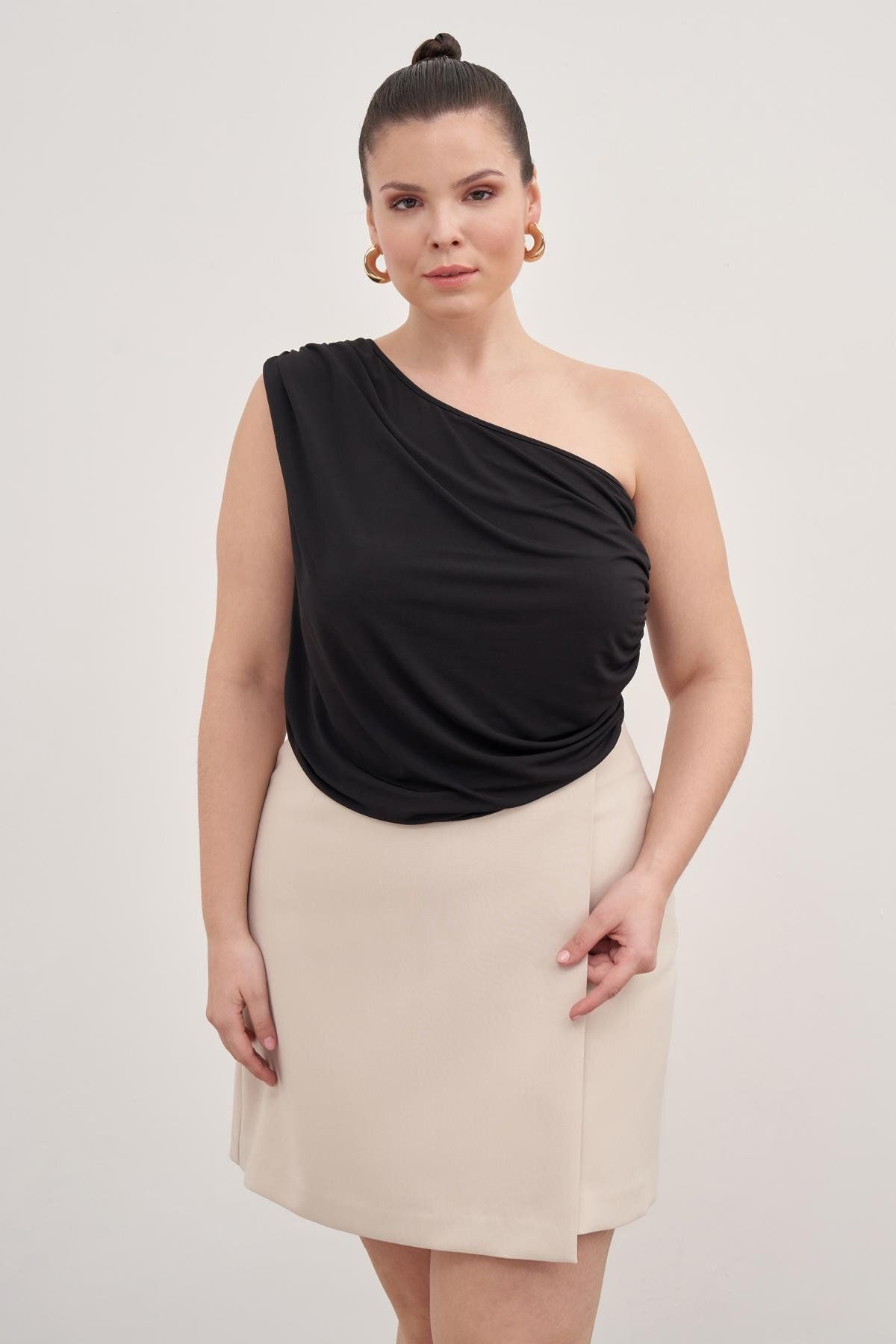 MYLİNE-One Shoulder Draped Top 1