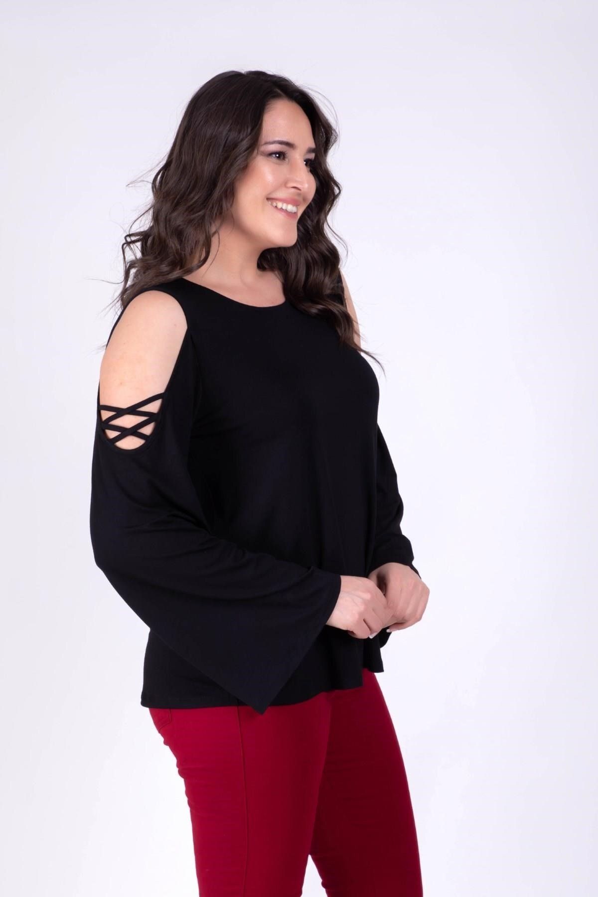 MYLİNE-T-Shirt with Shoulder Detail 2