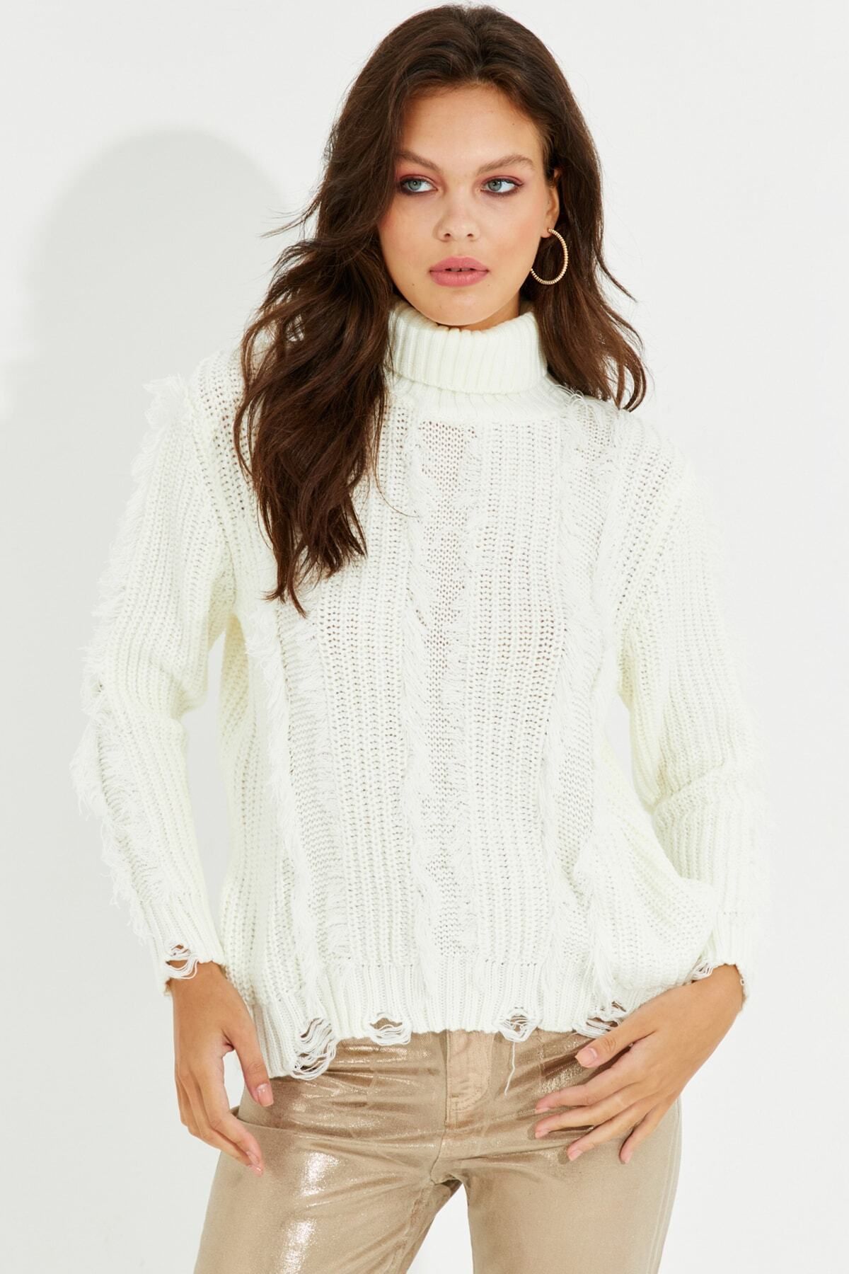 Cool & Sexy-Women's Ecru Turtleneck Tassel Knitwear Sweater KZ2471 5
