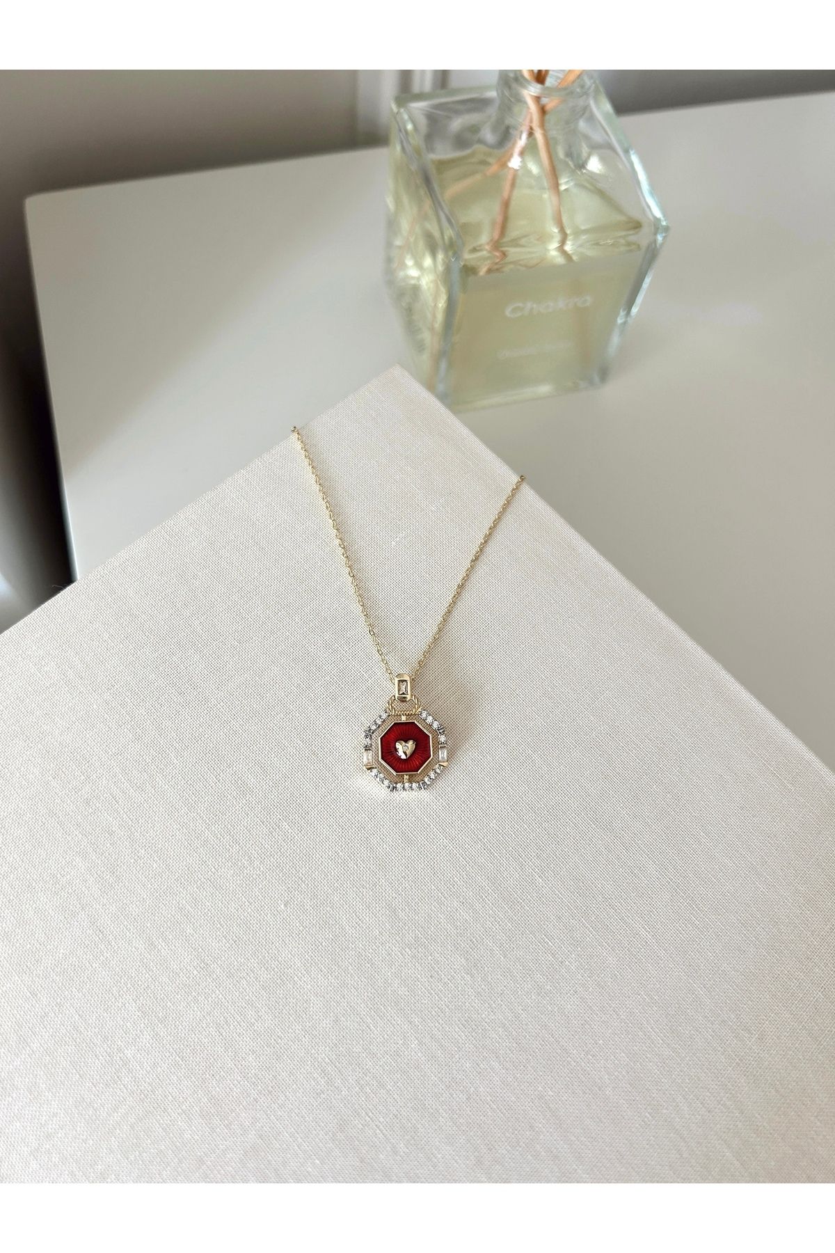 kems jewels Bordo Kalp Model Zirkon Taşlı Altın Kaplama Çelik Kolye