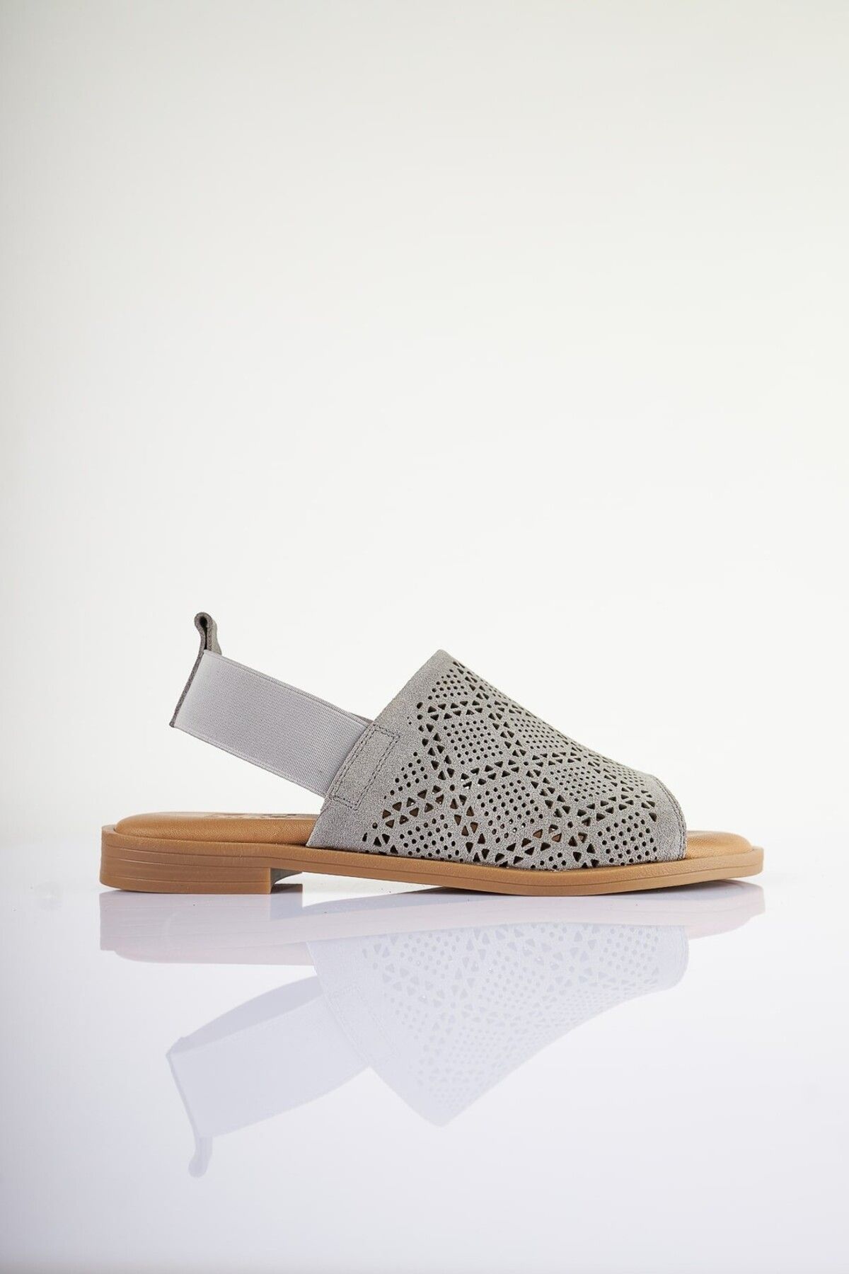 SU SHOE BOUTIQUE NO81 Gri Hakiki Süet Deri Lastikli Sandalet