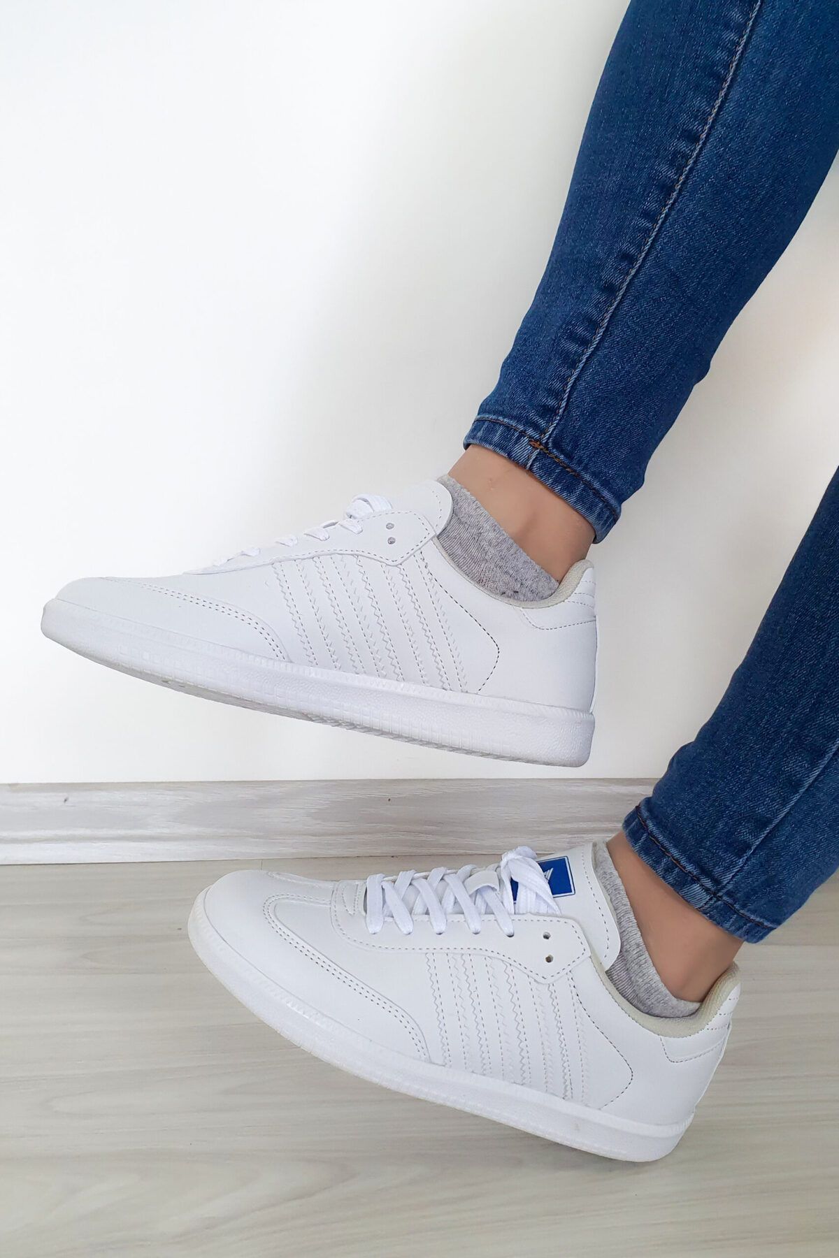 Ayakkabı Durağı Beyaz Comfort Şeritli Günlük Spor Ayakkabı