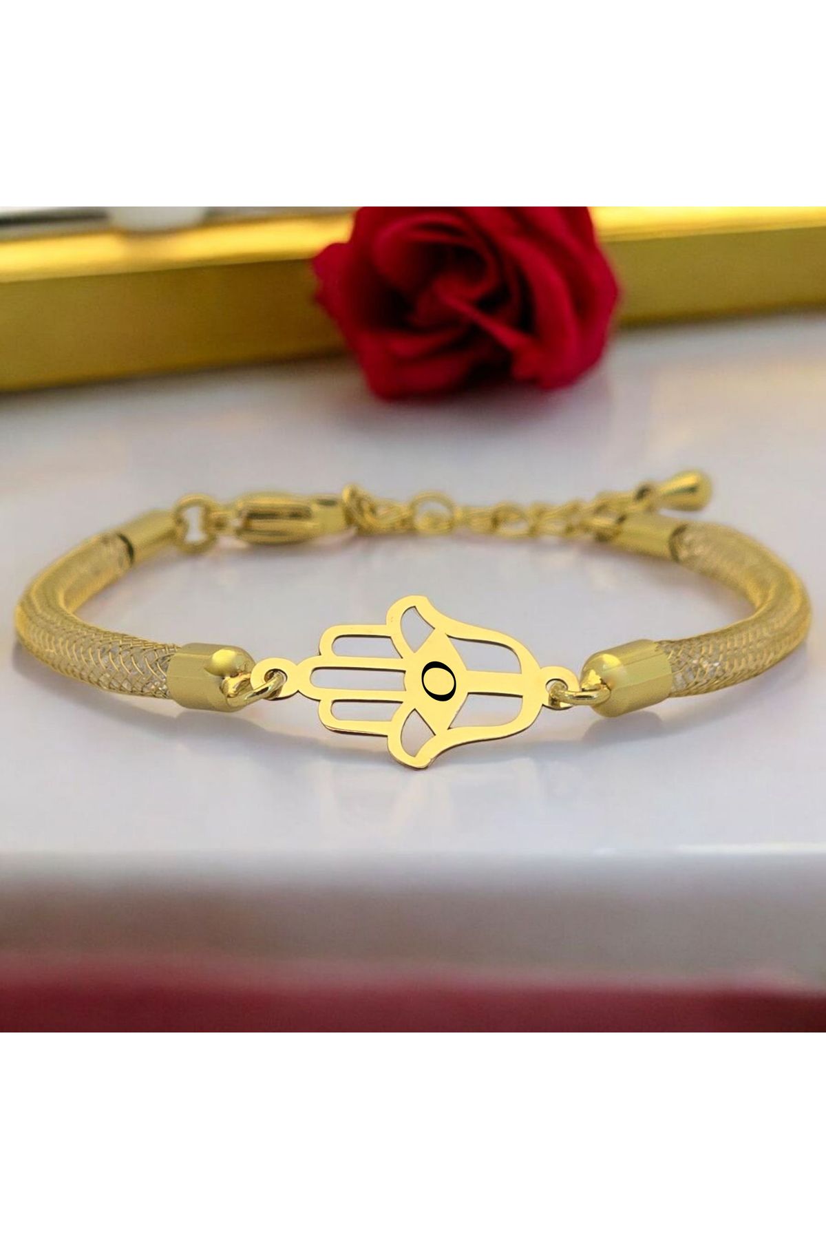 ARCHINO GOLD O Harfine Özel 14 Ayar Altın Plakalı Hasır Kordonlu Hamsa Motifli Hediye Bileklik-499harf