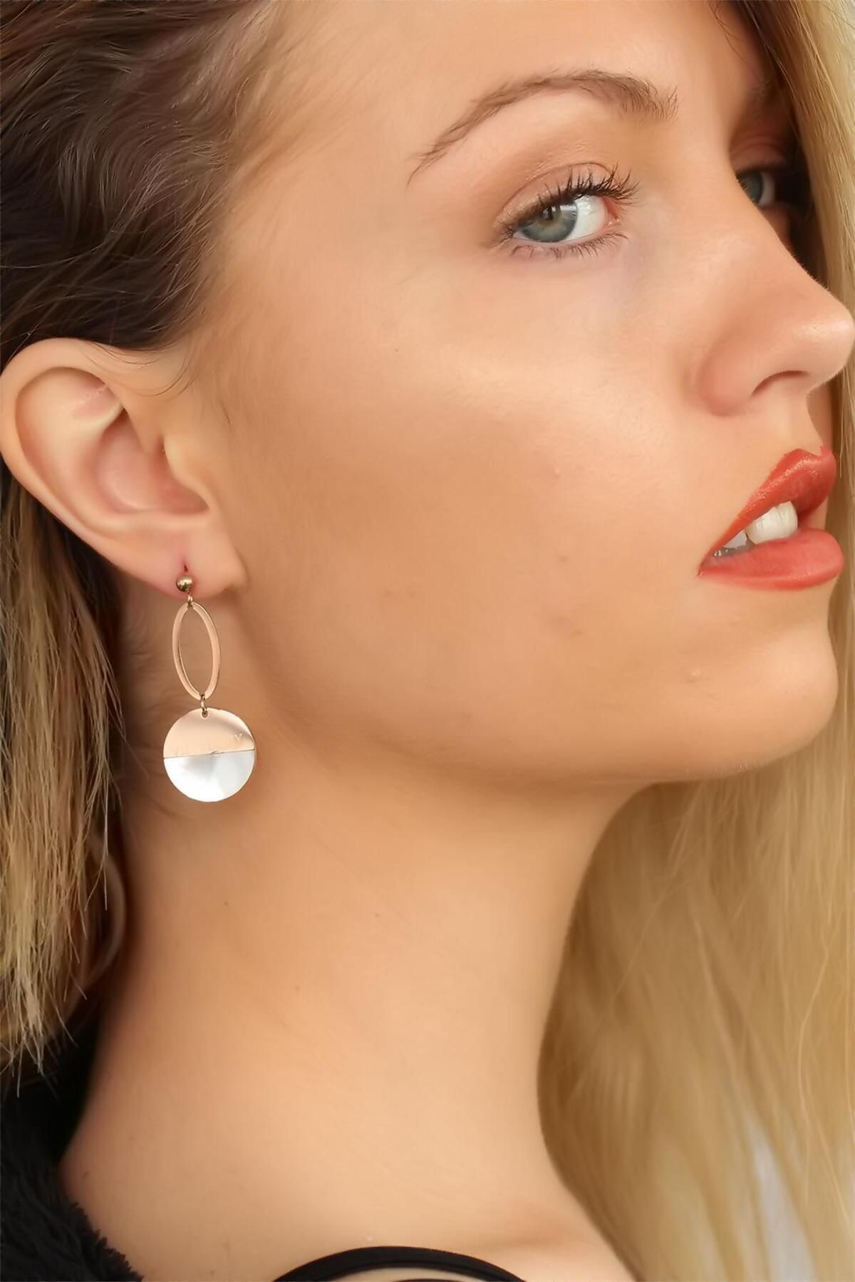 AfraBeauty Roz Gold Paslanmaz Çelik Küpe | Şık ve Kararmaz Küpesi