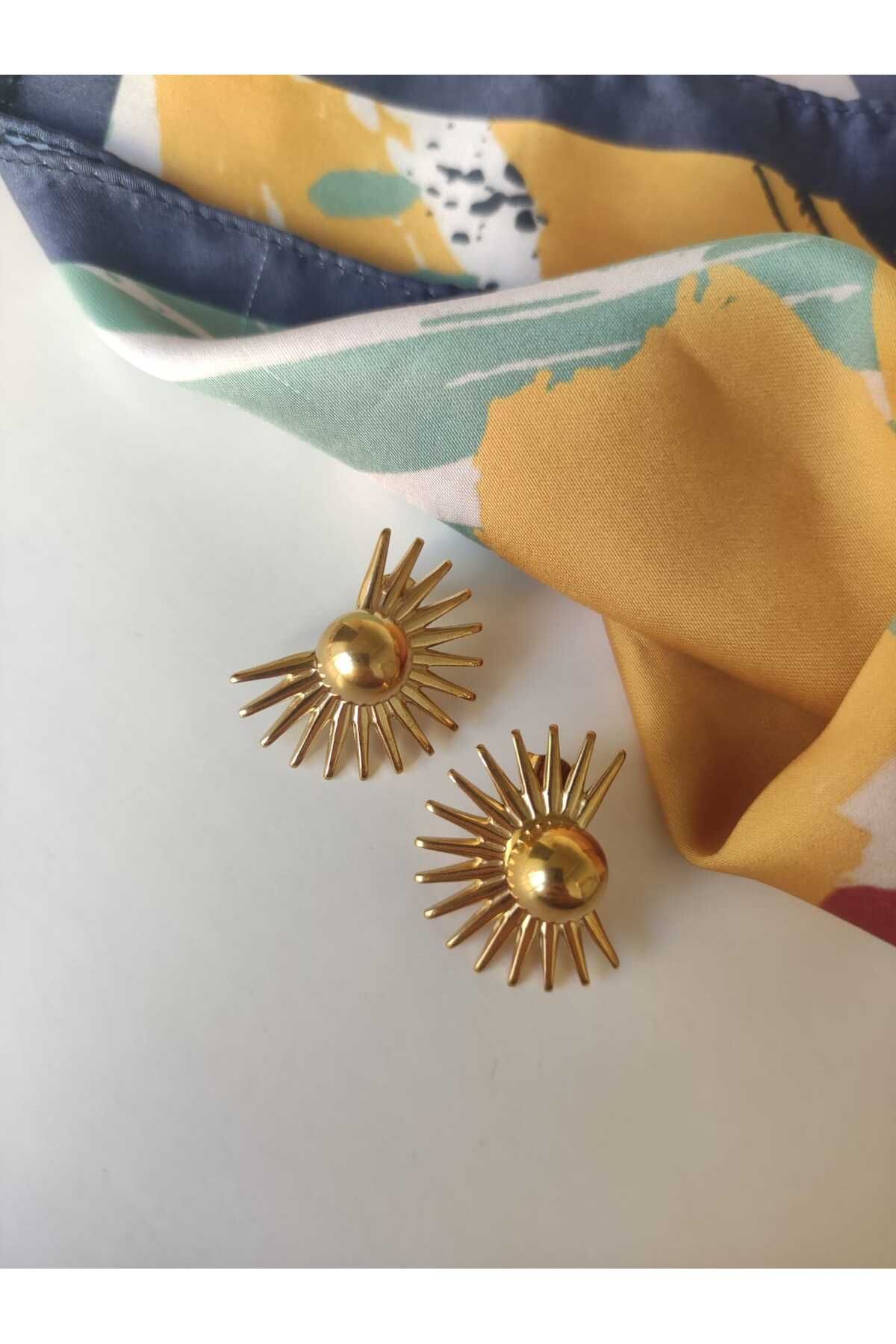 MoS JEWELLERY Paslanmaz Çelik Gold Renk Vintage Model Güneş Figürlü Küpe