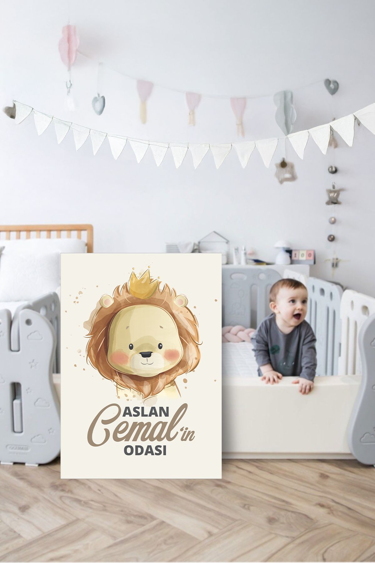 Binbir Güzel An Minik Aslanlar İçin Bebek Odası Panosu