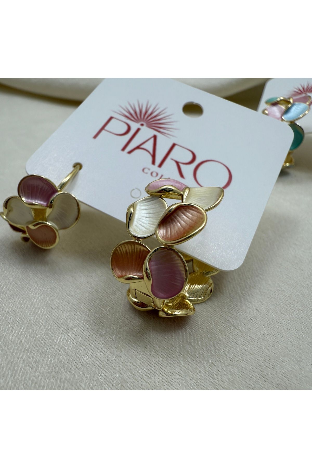 Piaro Collection Renkli Yuvarlak Desenli Halka Küpe