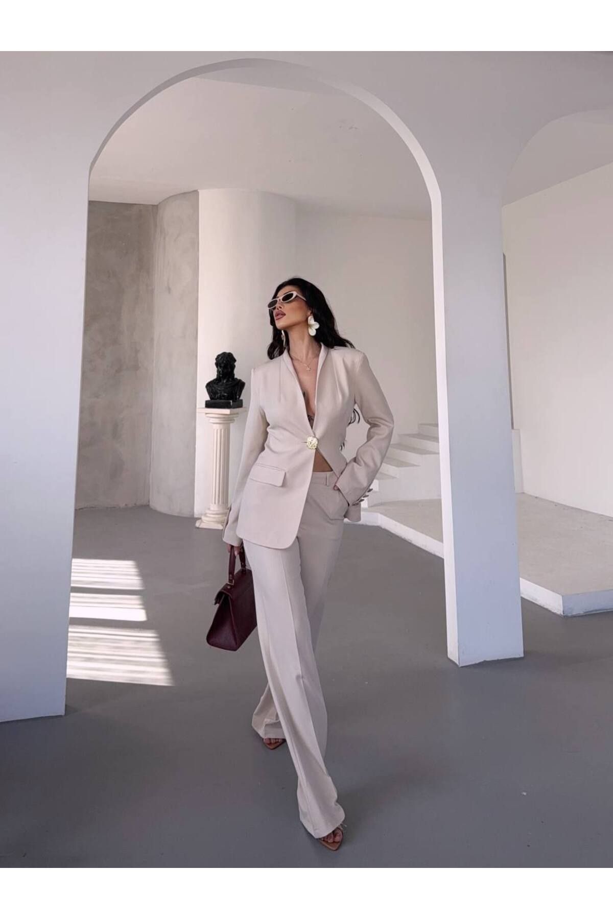 MVK GİYİM Düğme Detaylı Blazer Ceket Pantolon Takım