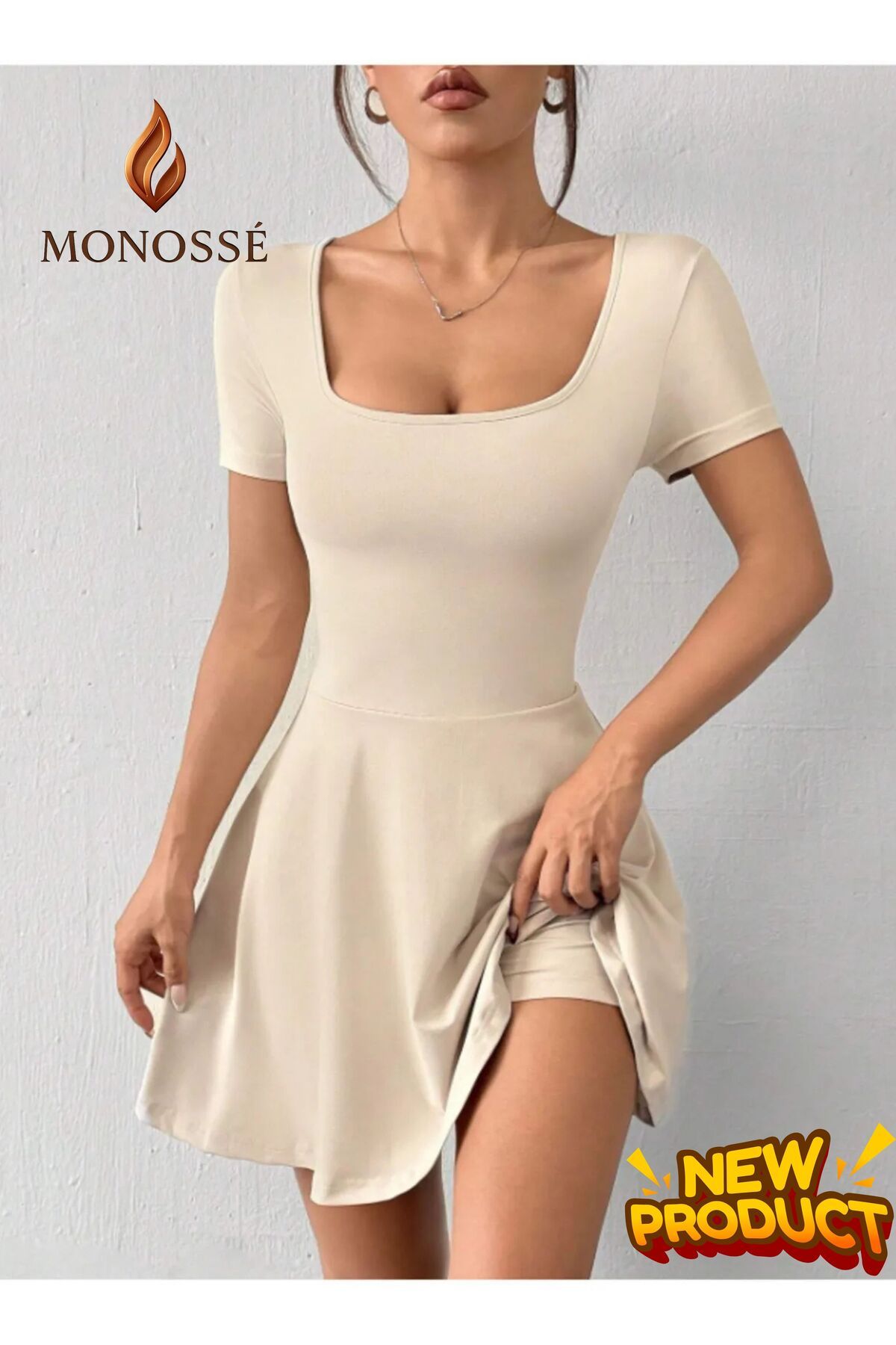 Monossé Kadın Yazlık U Yaka Altı Şort Eklentili 2 Parça Tenis Elbisesi