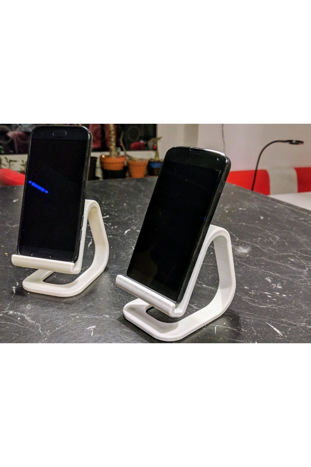 talaşoğlu Evrensel Telefon Standı (büyük telefonlar için bile)