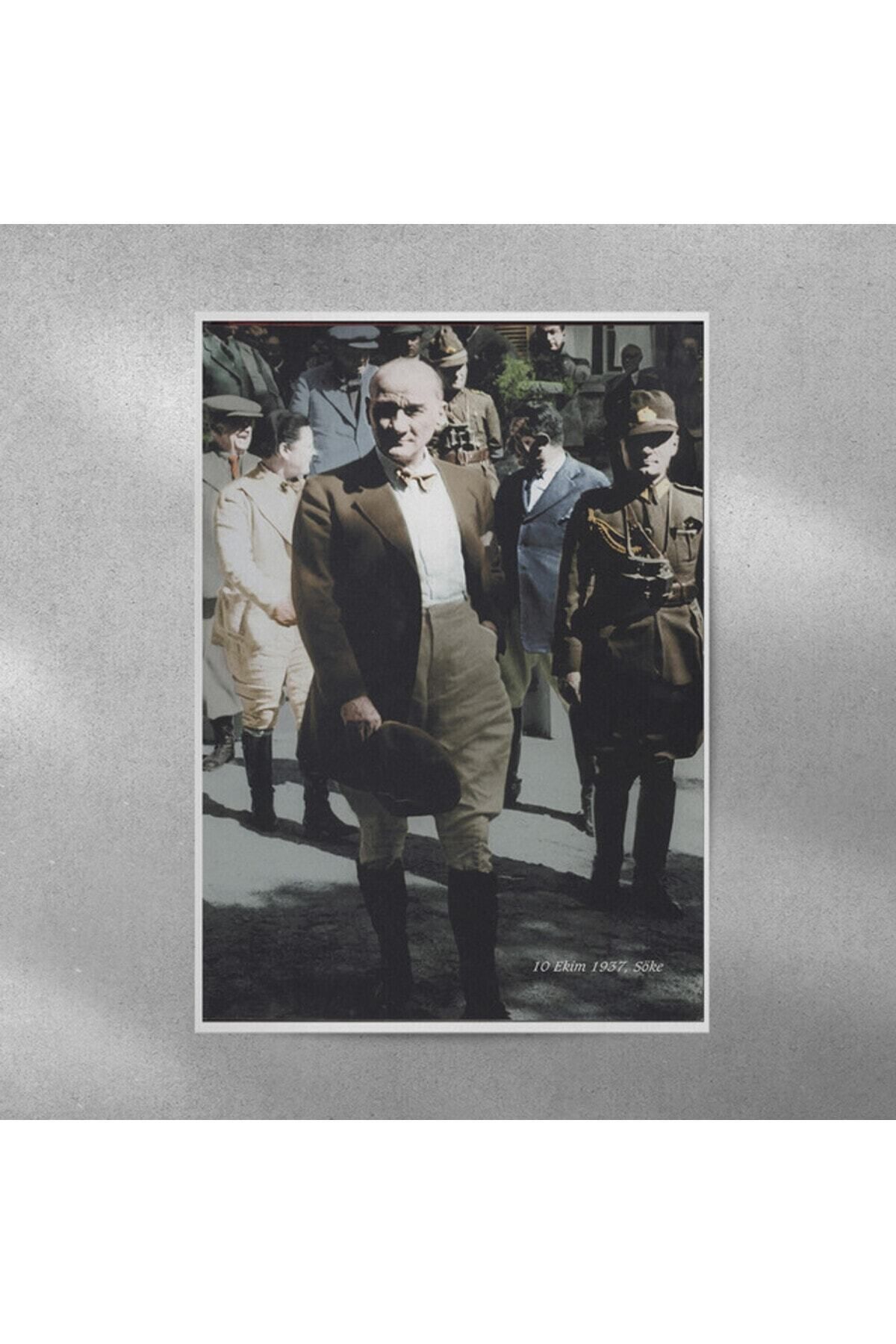 Elioure Şık Atatürk Temalı 35x50 cm Poster, Ev ve Ofis Dekoru İçin Görsel Hediye