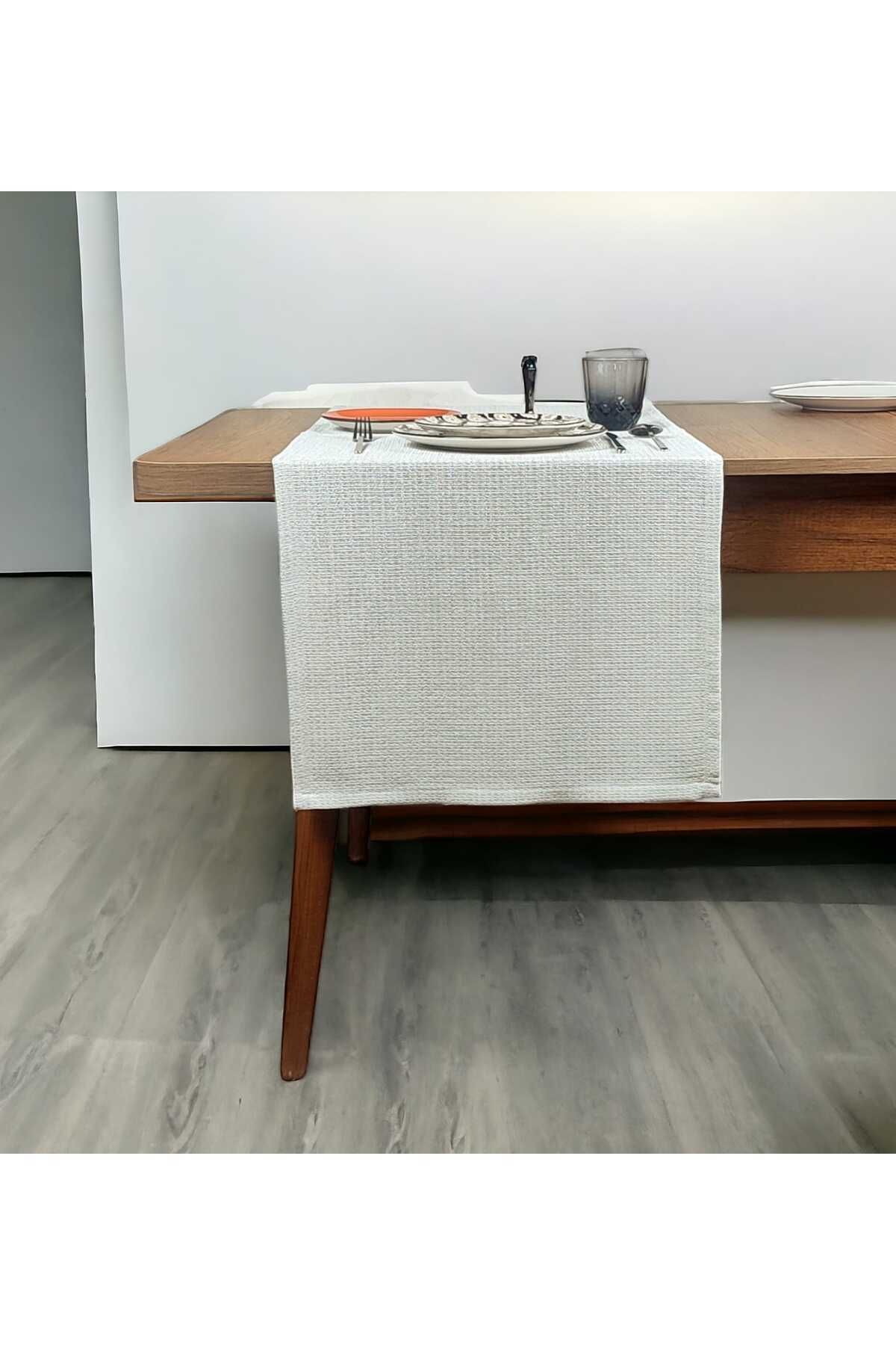 Elioure 50x144 cm Örgü Dökülü Parlak Polyester Yürüyüş Yolu
