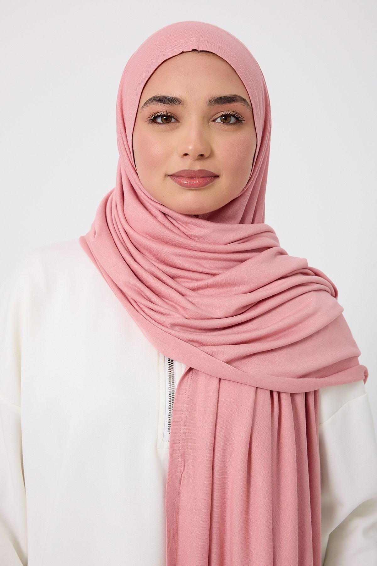 akoya fashion Geçmeli Hazır Pratik Penye Şal. Instant Jersey Hijab