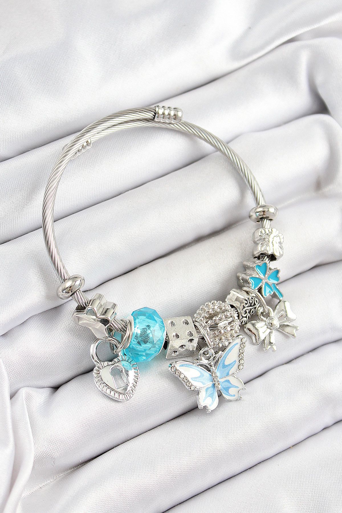 callerrons accessories Mavi Zirkon Taşlı Kelebek Fiyonk Ve Kilit Model Gümüş Renk Charm Bileklik - EBJ250628W35890