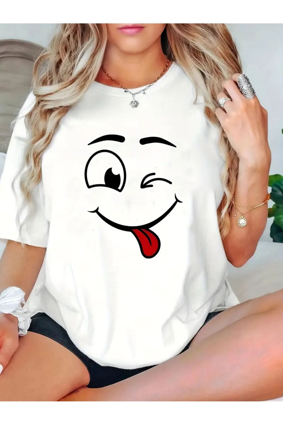 HOFFNUNG T SHIRTA PRETTY SMILE NEW DESIGN oversize