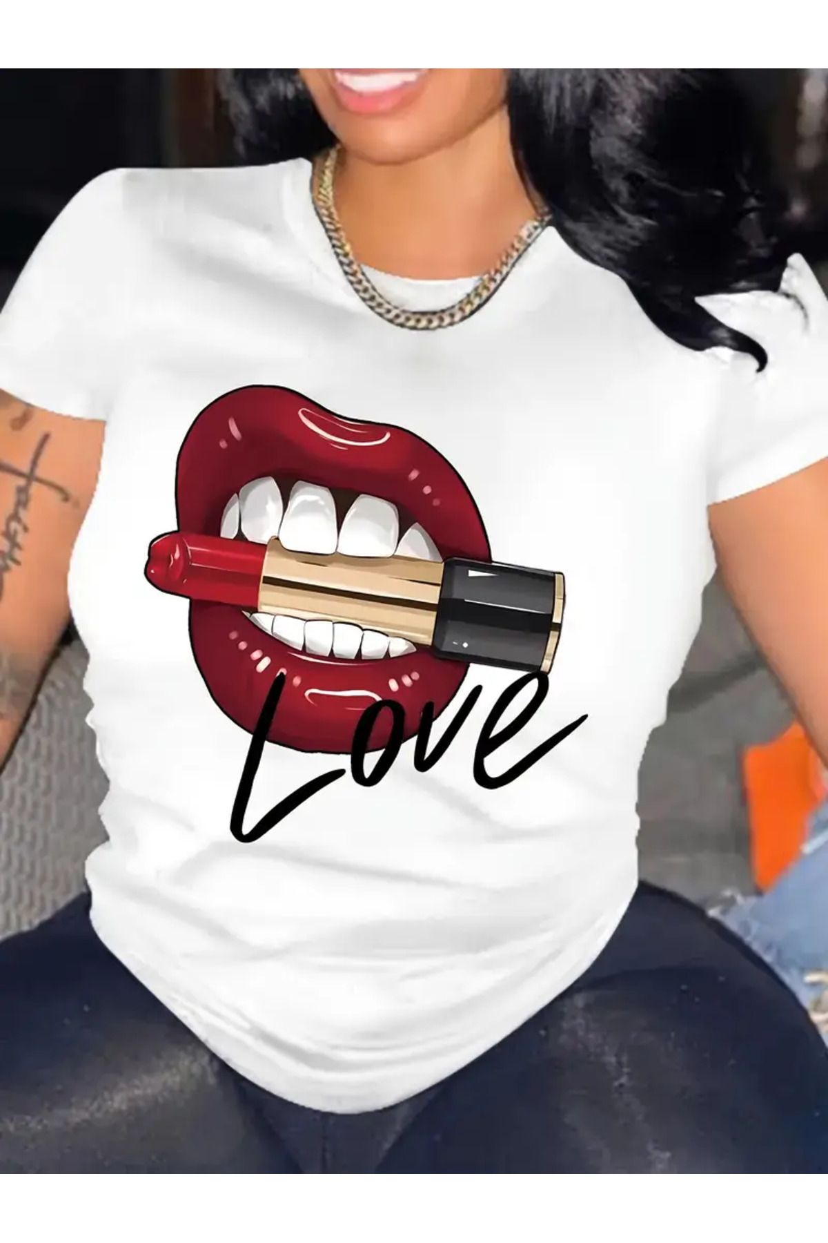 HOFFNUNG T SHIRTA LIPSTICK oversize