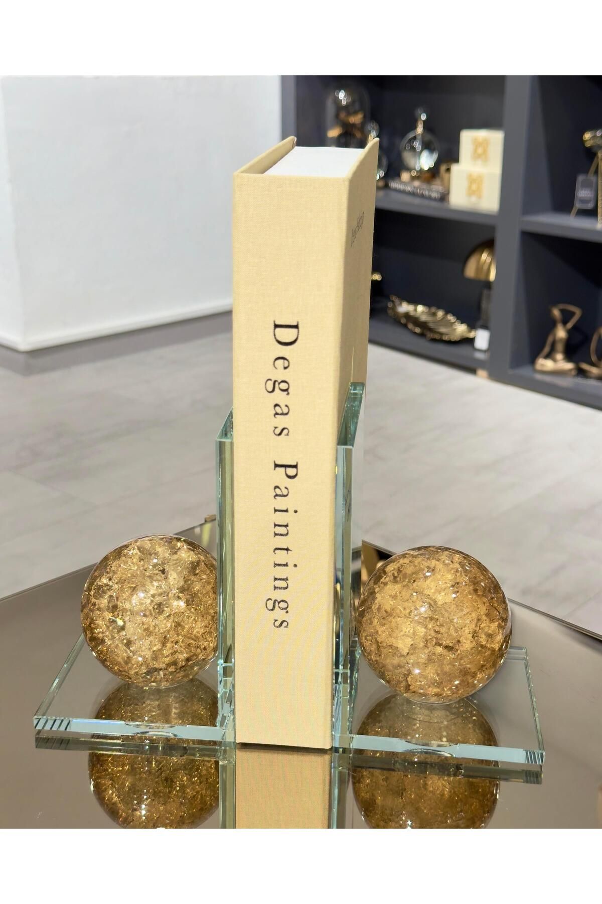 Lara Decor Kristal Küre Kitap Tutucu Şampanya