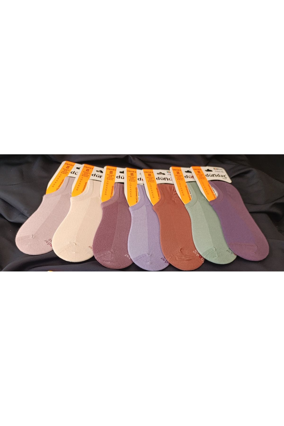Butik 3'LÜ UNİSEX 4 MEVSİM DÜNDAR DİKİŞSİZ SOFT YIKAMA KOKULU SNEAKER ÇORAP