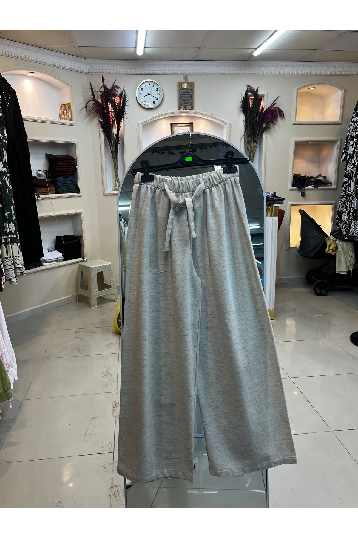 ERA Günlük hafif ve şık rahat pantolon