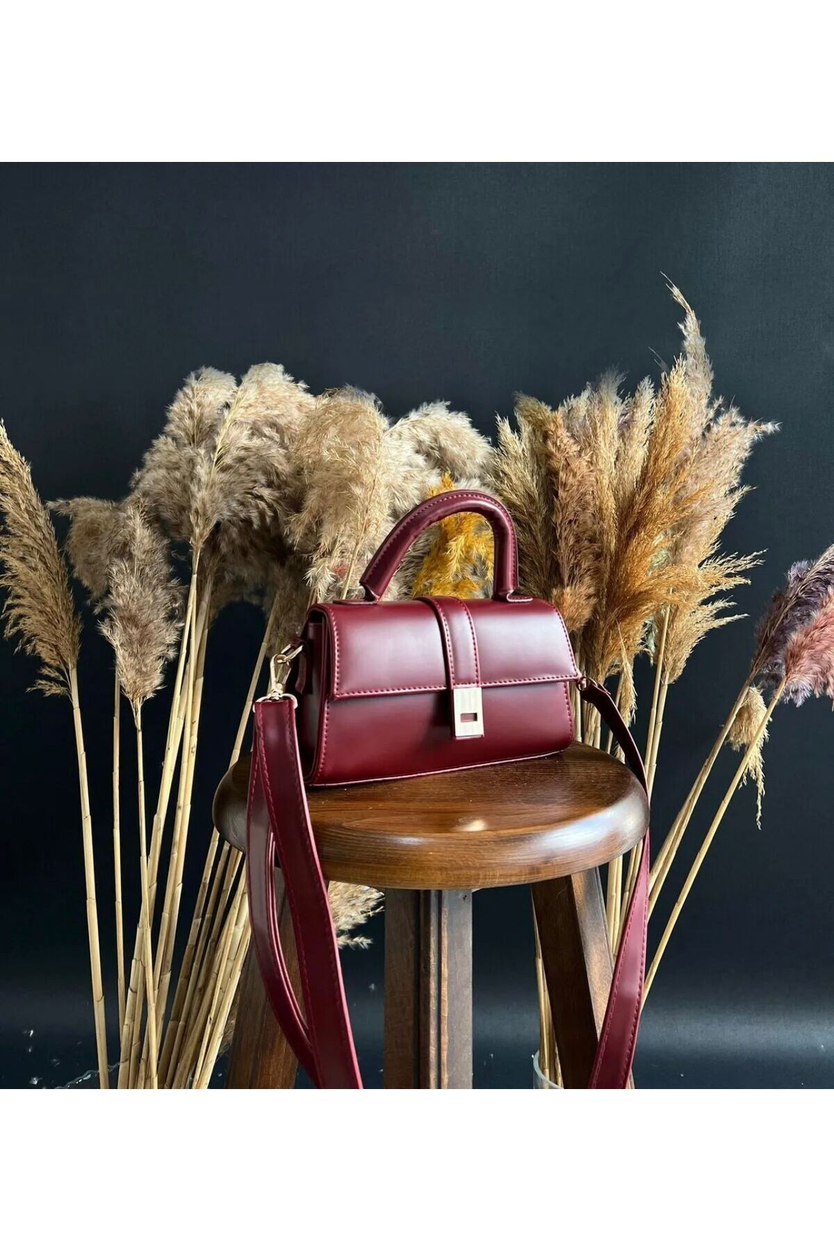 ST Bags Kadın Yeni Sezon Mini Mıknatıs Detaylı Şık El Ve Omuz Çantası