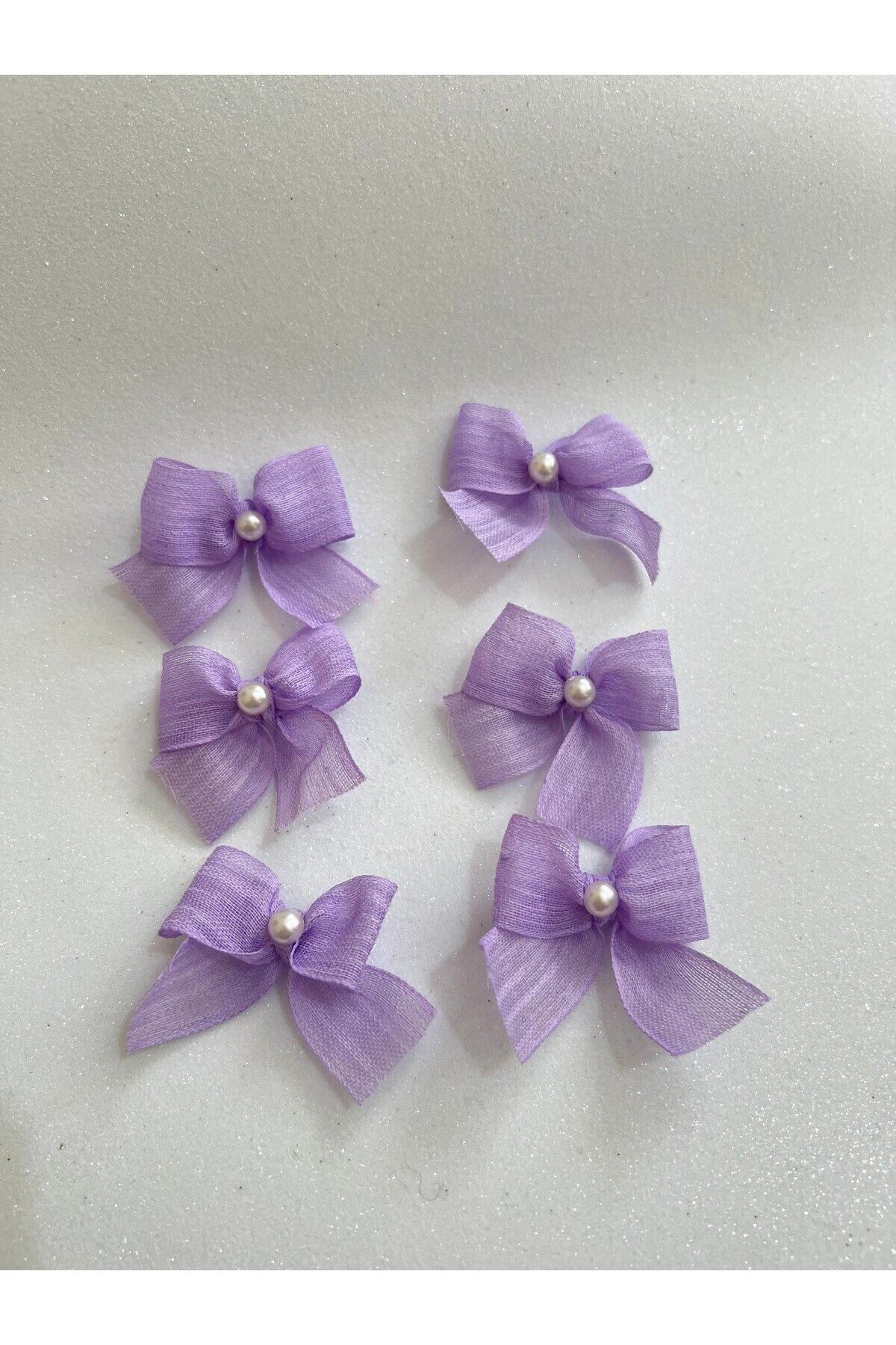 Light of Love İnci Detaylı Lila Keten Kurdele Hazır Fiyonk - 25 Adet