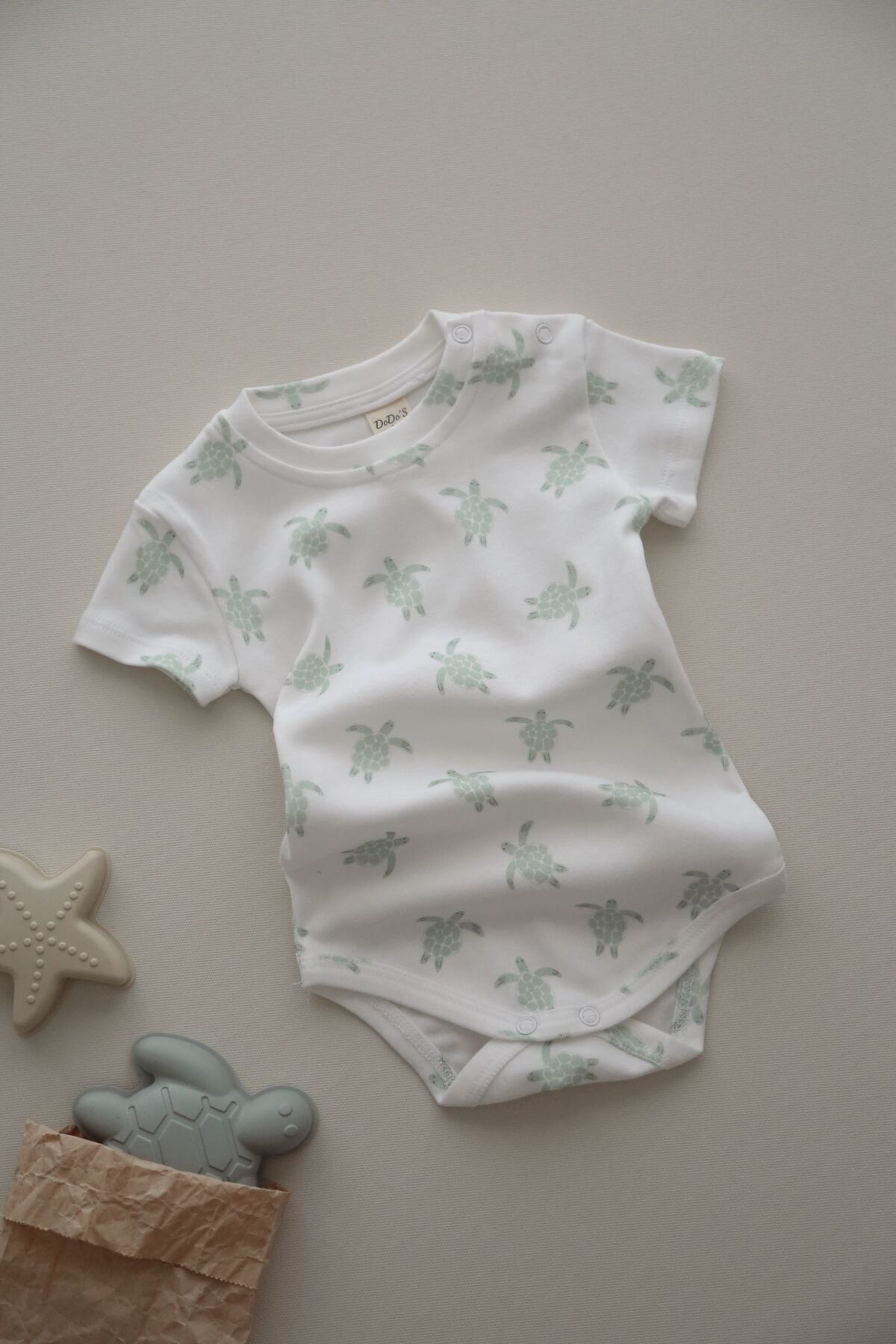 DoDo'S Baby Kaplumbağa Desenli Organik Bebek Zıbını – Kısa Kollu Unisex Body