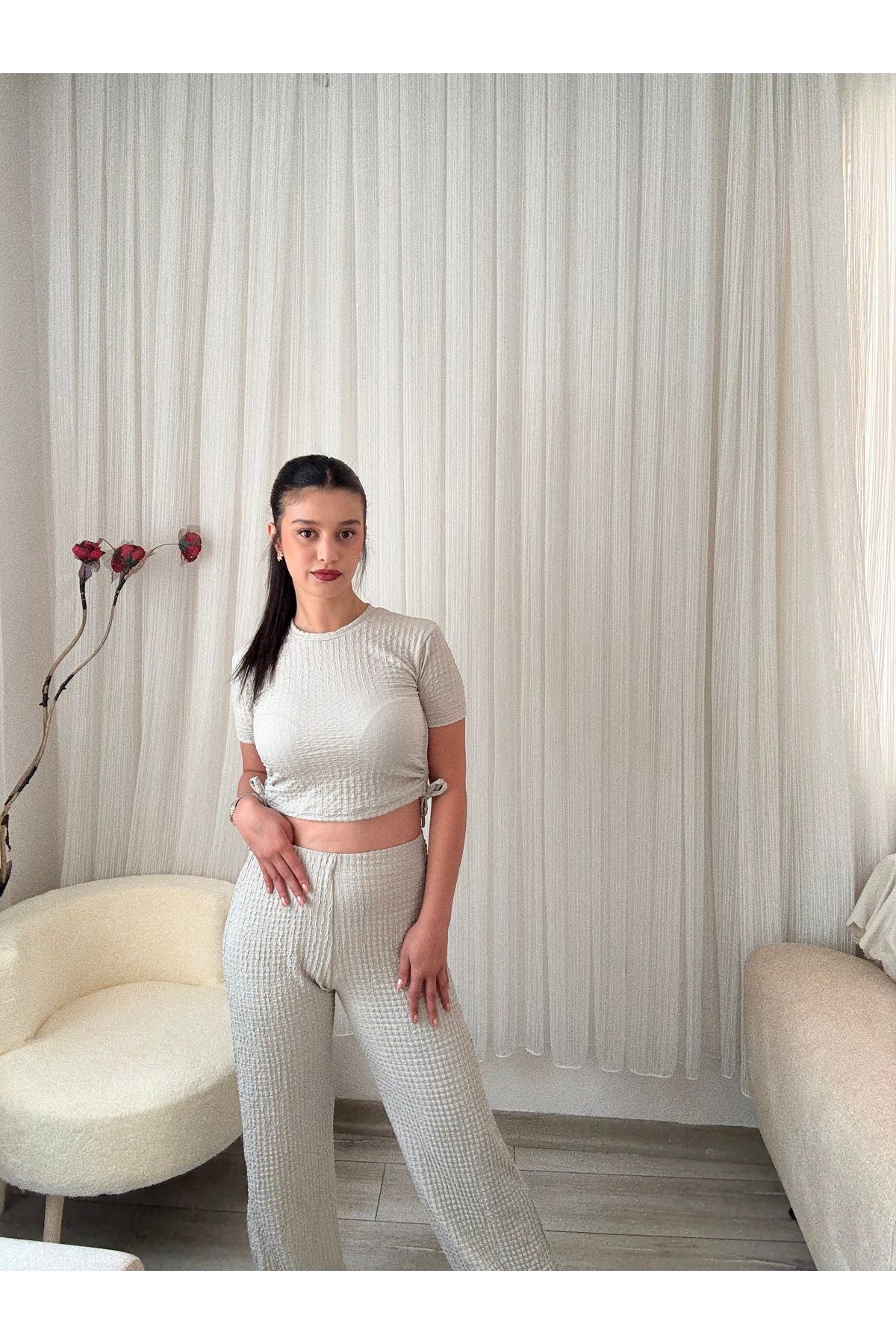 MODA YANDAN BÜZGÜLLÜ İKİLİ TAKIM