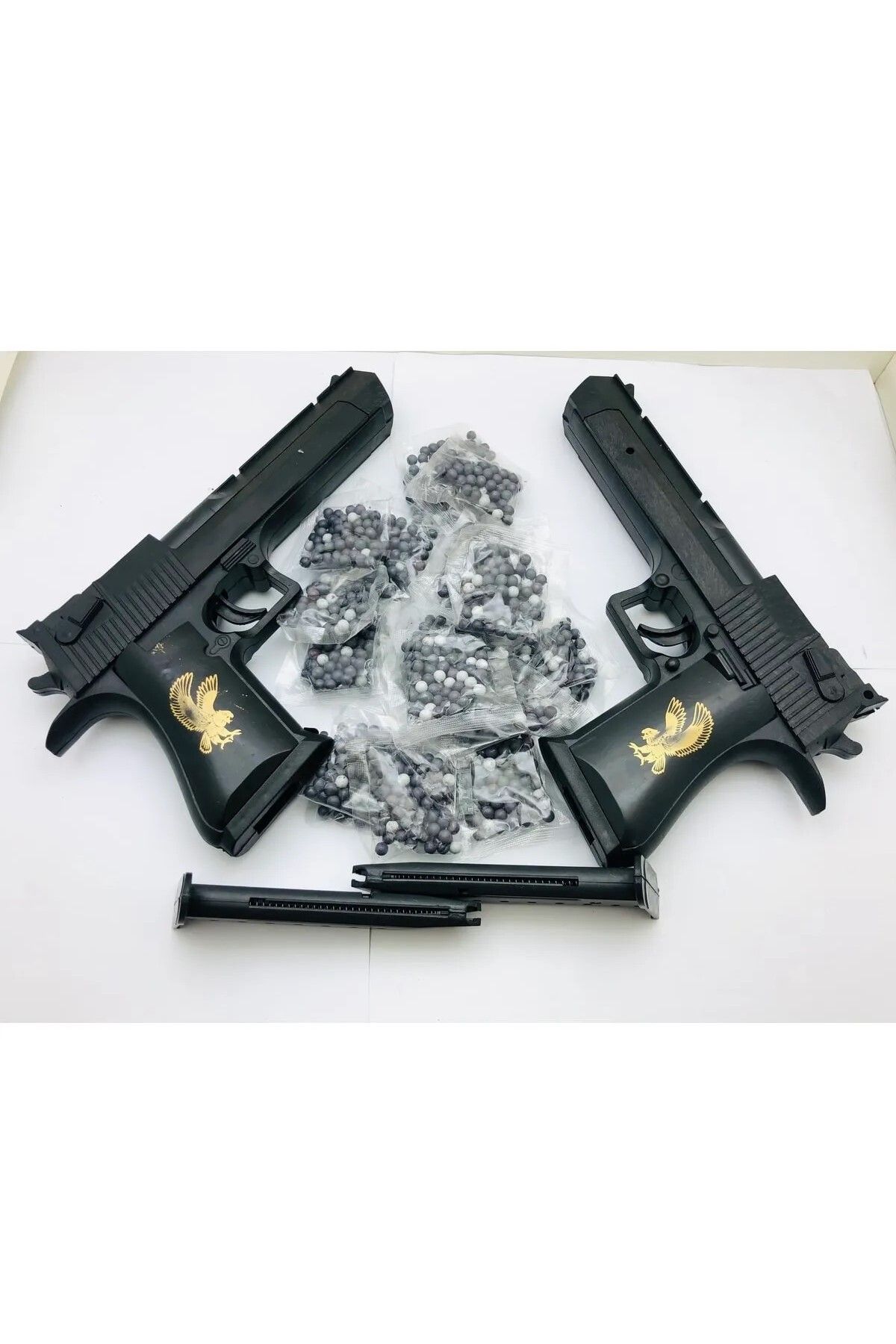 ZıpZıpBox 2 Adet Çöl Kartalı (desert Eagle) Ve 30 Paket Boncuk Oyuncak Tabanca
