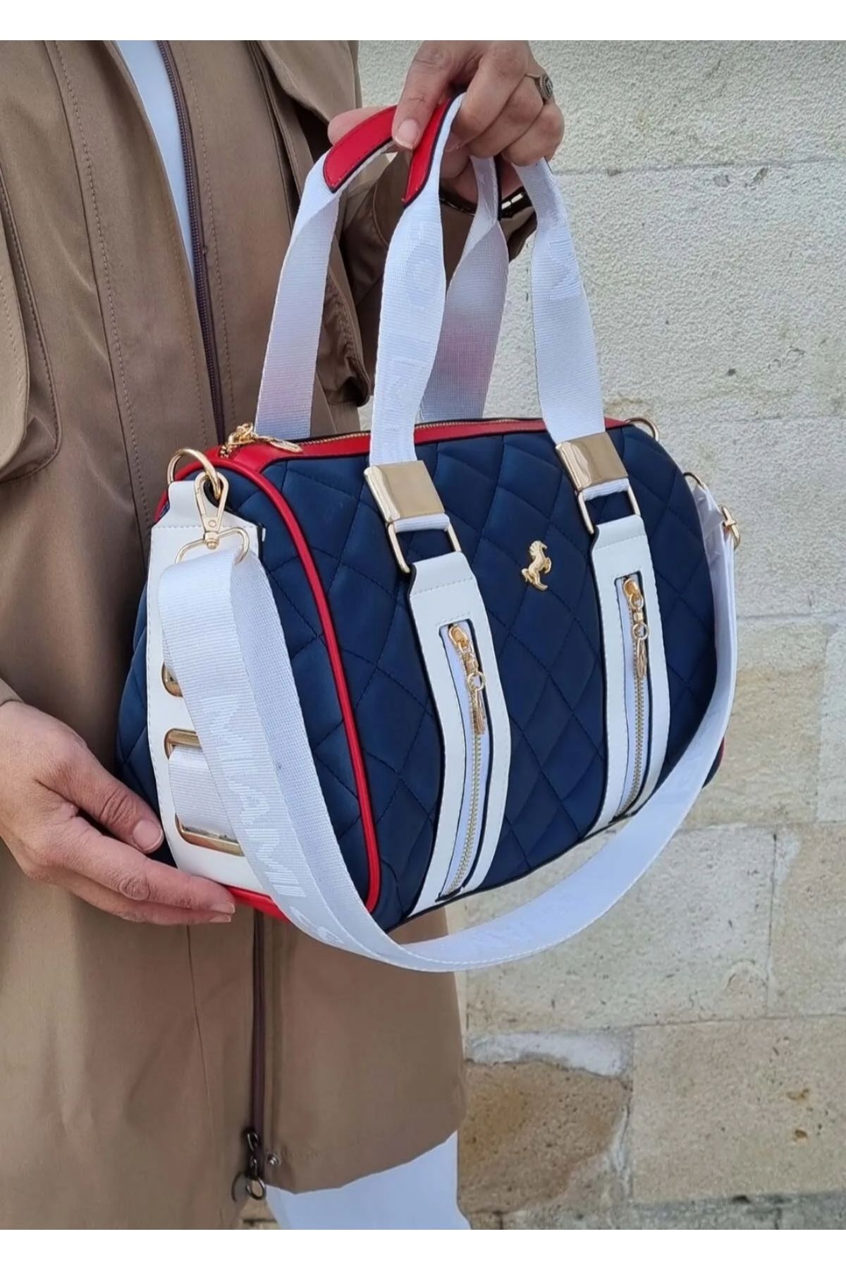 Just Polo JP orijinal kadın kapitone silindir el ve omuz çantası ebat :25x30 cm