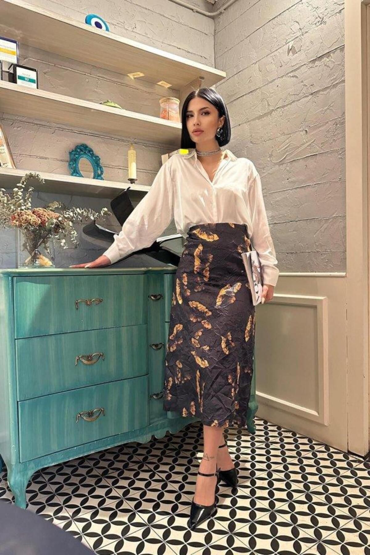 modamtn Siyah Baskılı Kroşetalı Etek