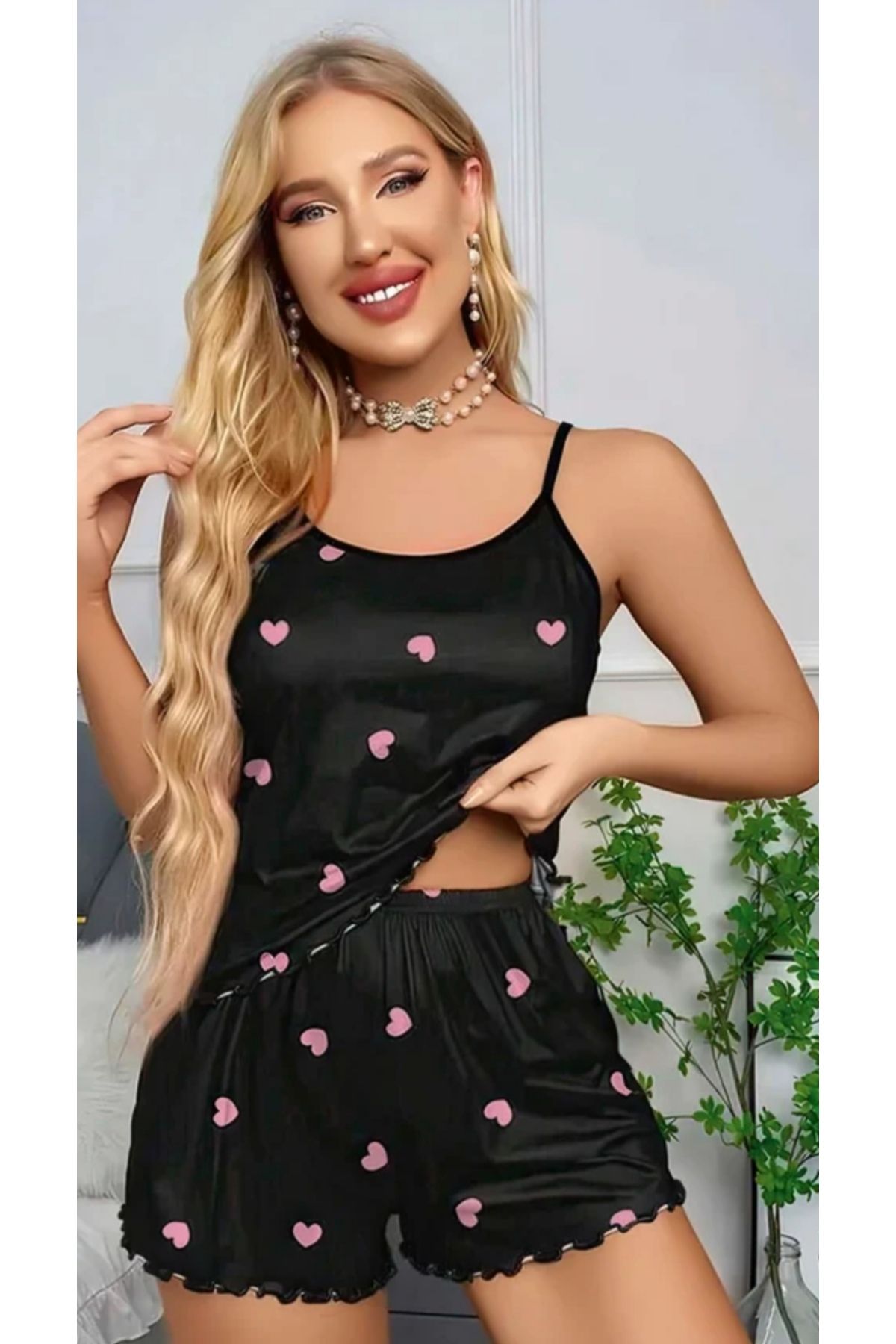 Ruselin Kadın Siyah Kalp Desenli Seksi Gecelik Takım 6660