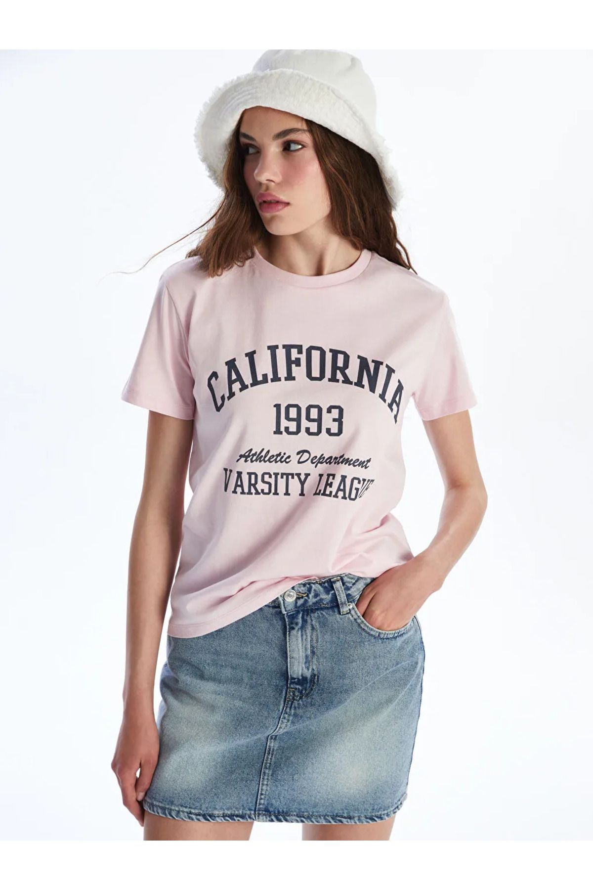LC Waikiki XSIDE Pembe Bisiklet Yaka California Baskılı Kadın Tişört