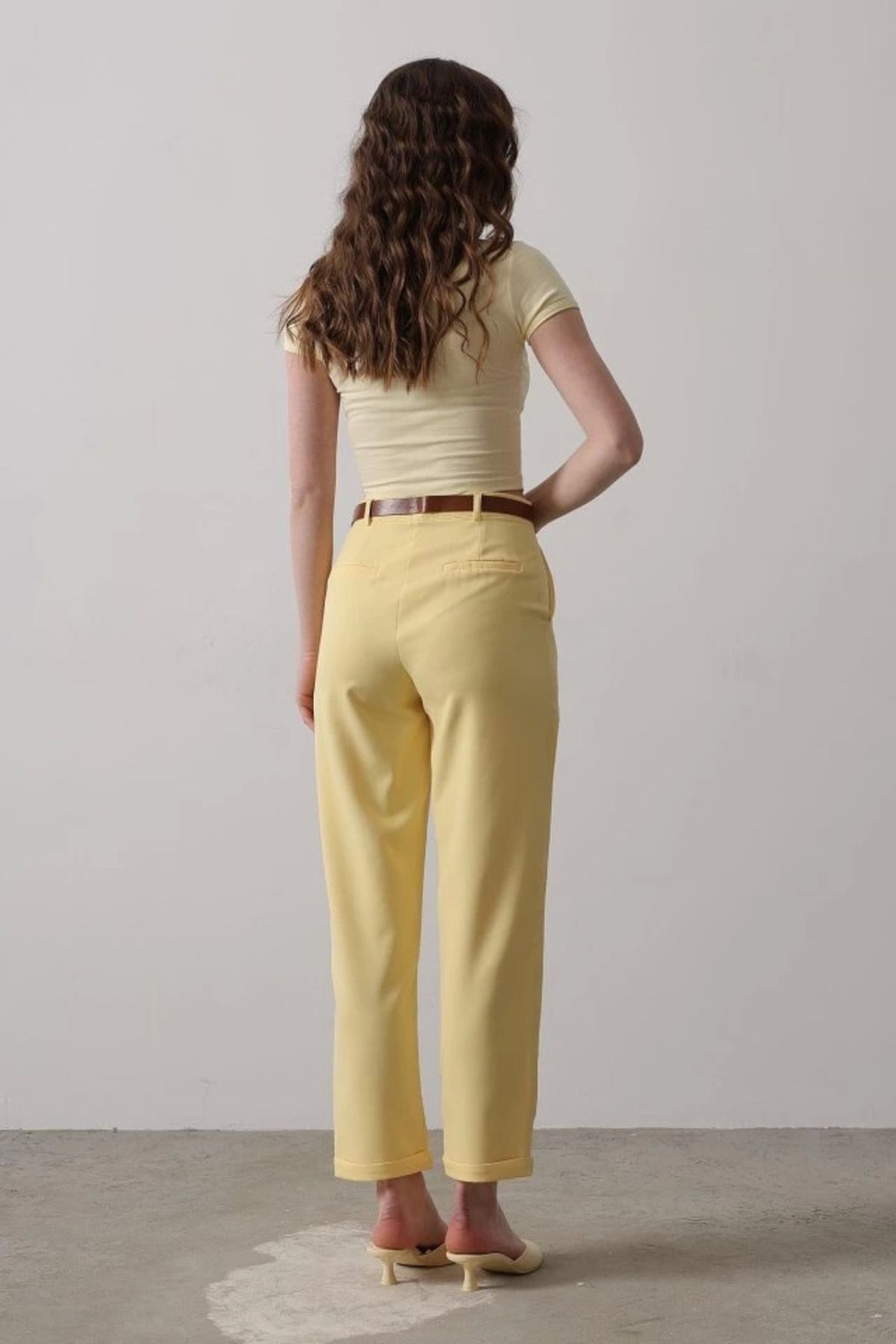 ZORM Kemerli Havuç Pantolon - Sarı