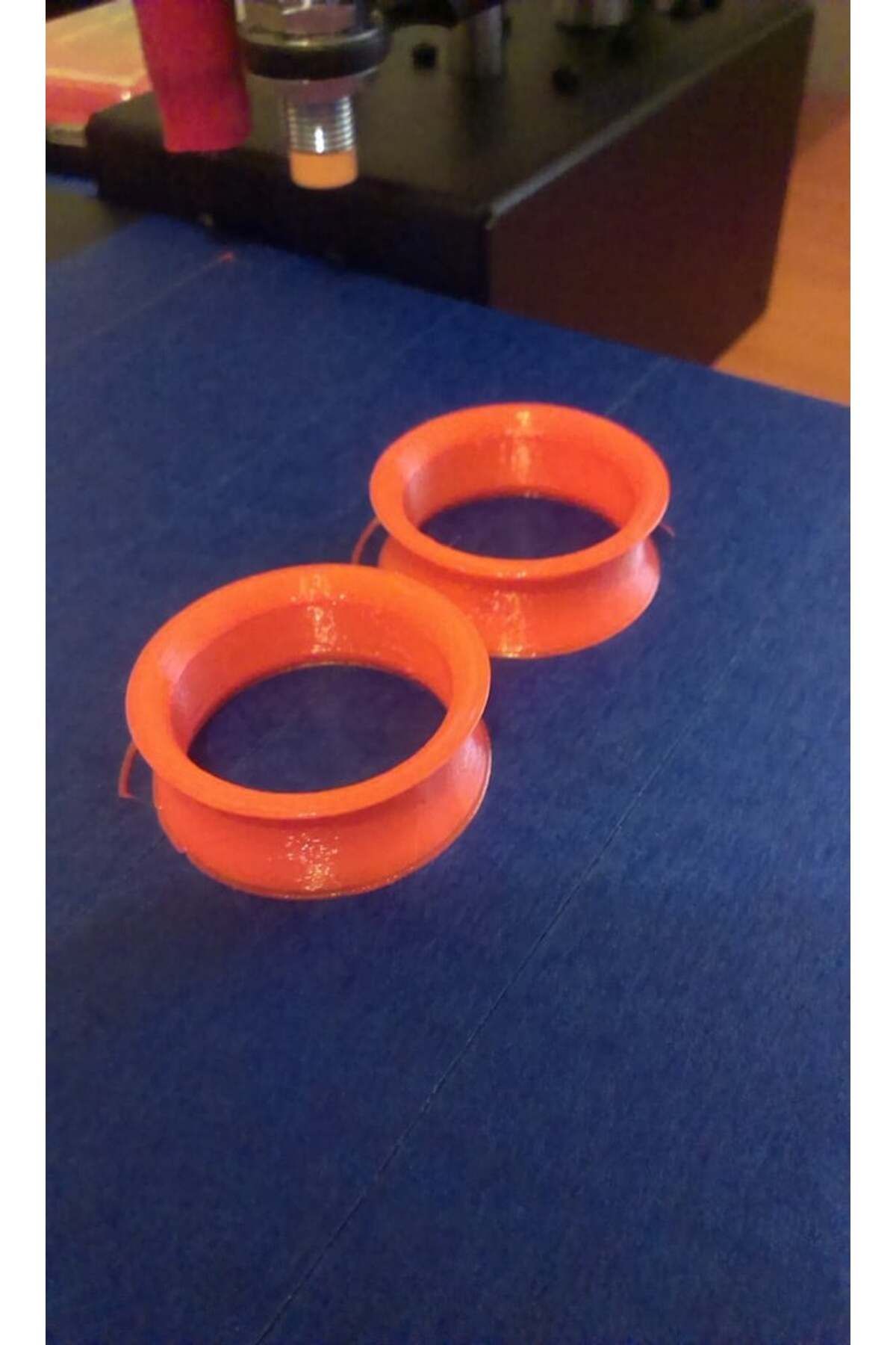 Lucest 30mm İnce Duvar Fişleri (Plastik Aparattır!!!)